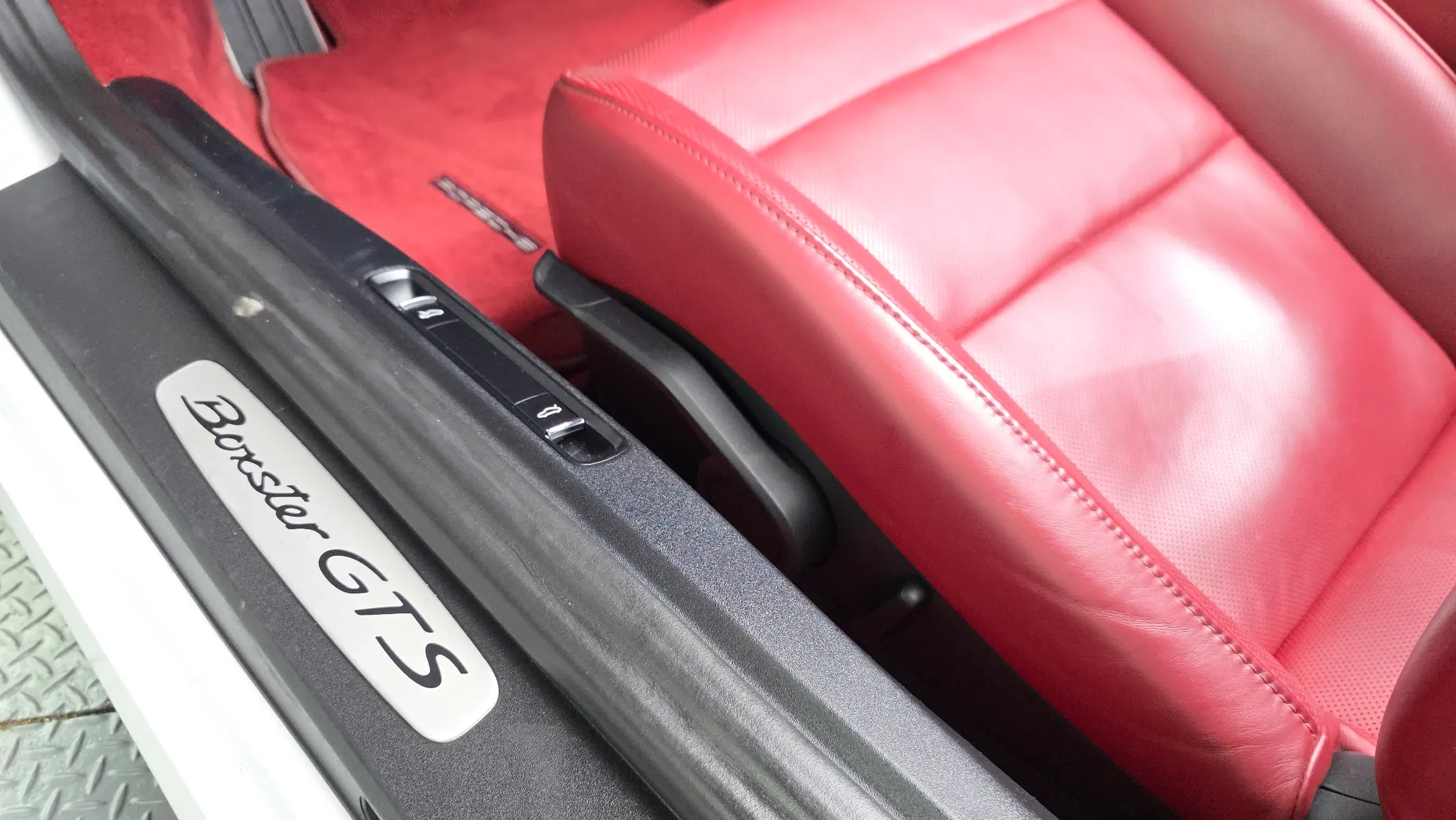 Porsche 718 2.5 GTS 2018 30/31