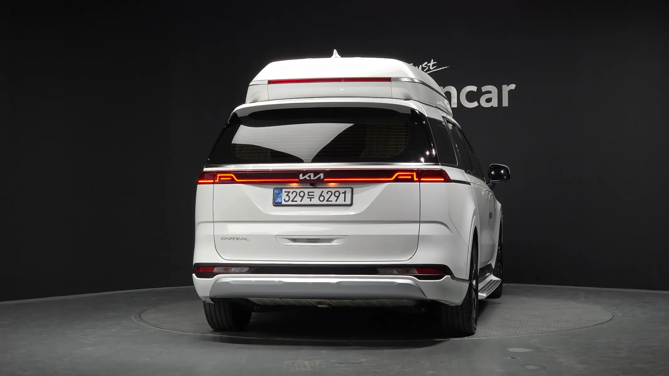 Kia Carnival 9 2022 3/5