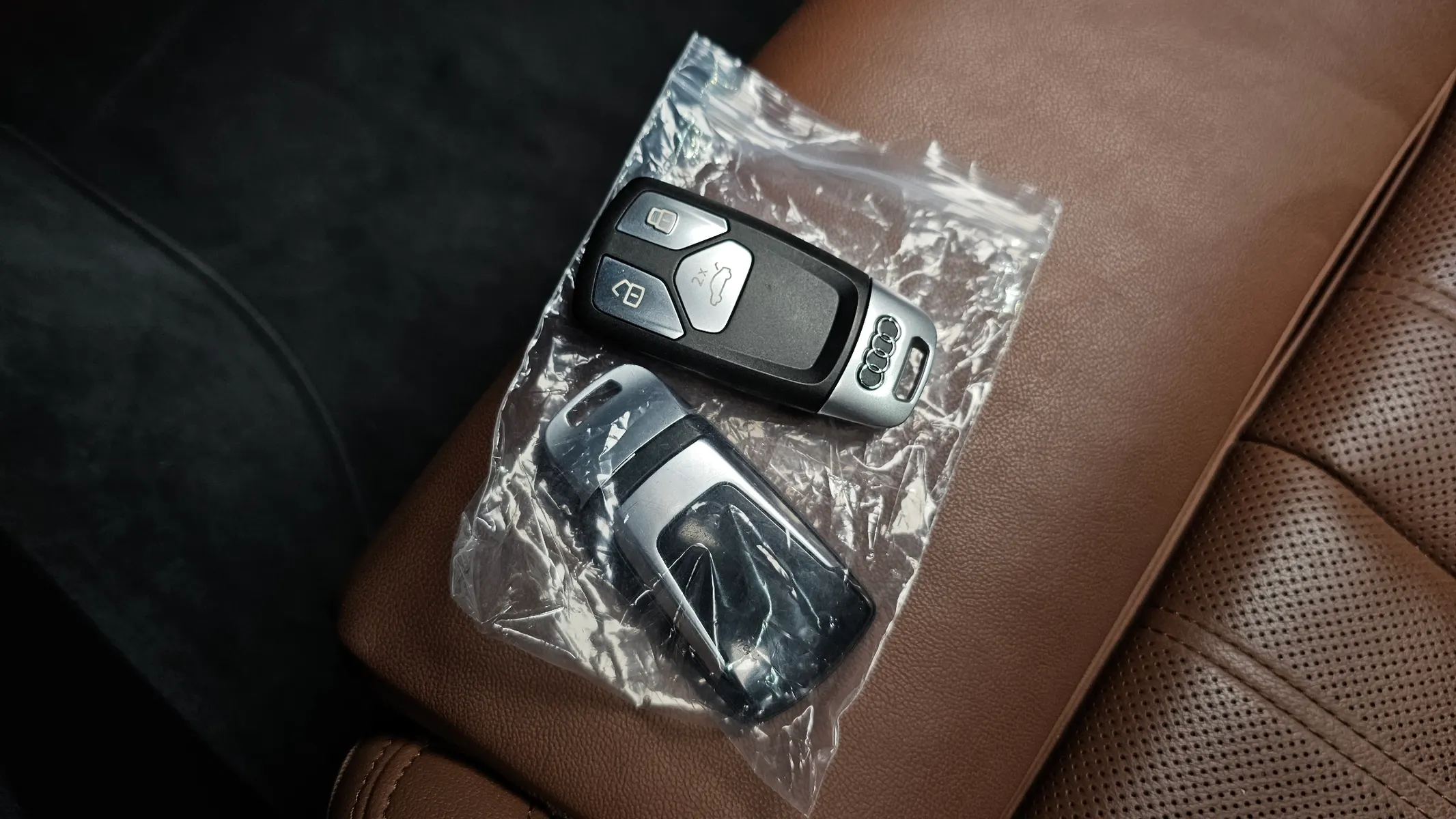Audi Q5 (FY) 40 TDI 2021 38/39
