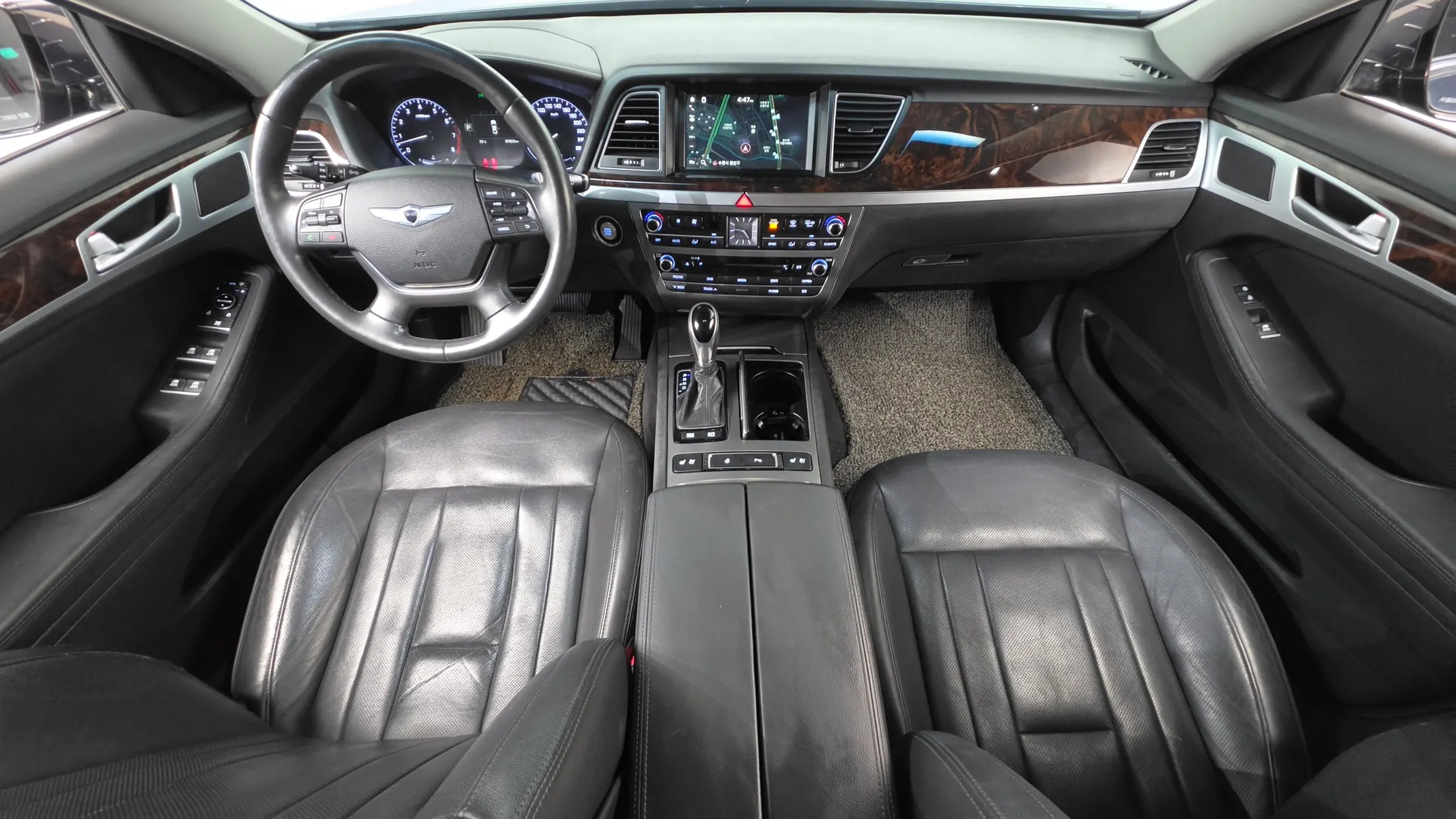 Hyundai DH G330 AWD 2015 4/5
