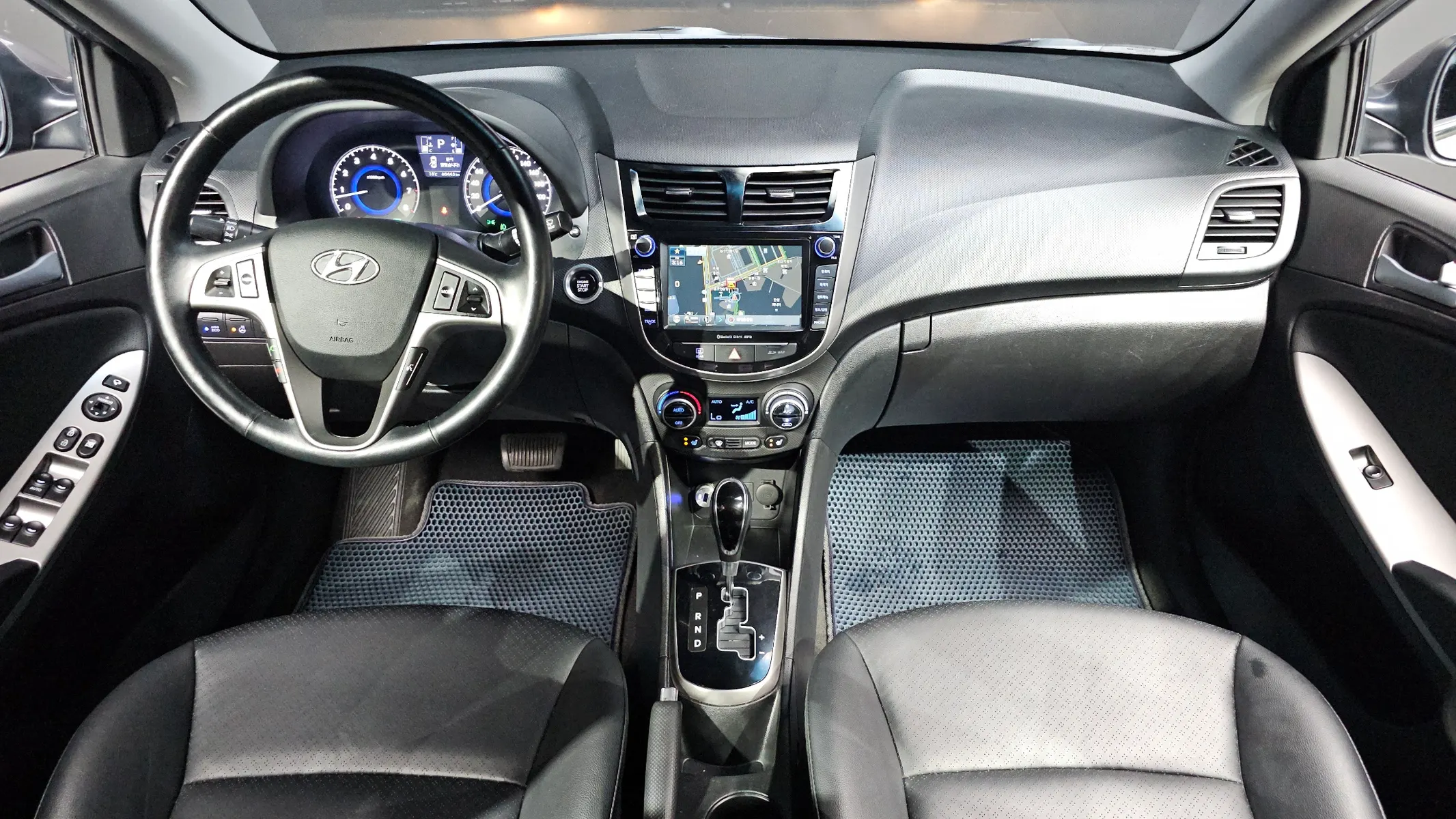 Hyundai () 1.6 GDI 2015 4/5