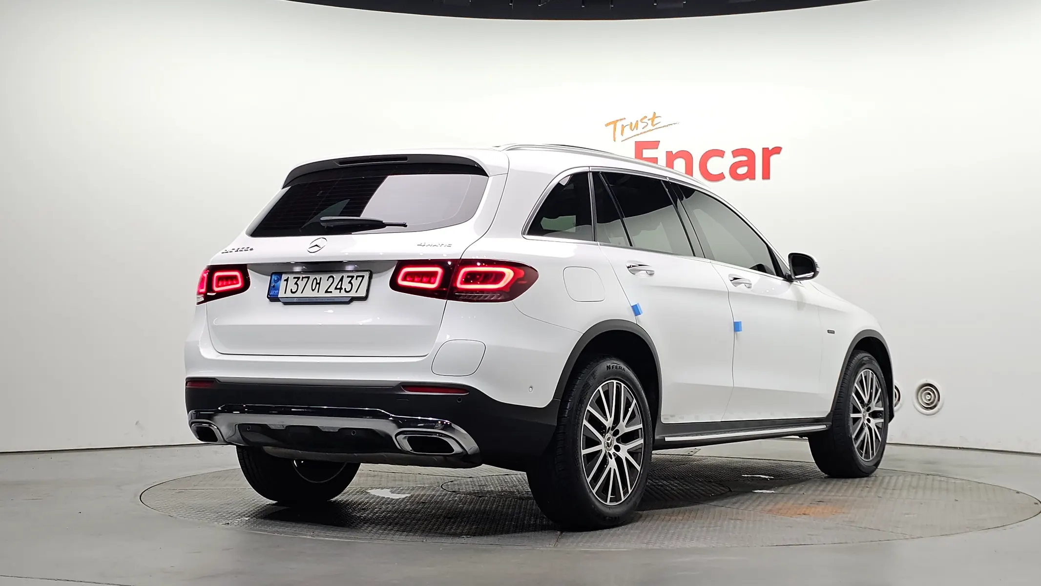 Mercedes-Benz GLC-Class X253 GLC300e 4MATIC 2021 2/21