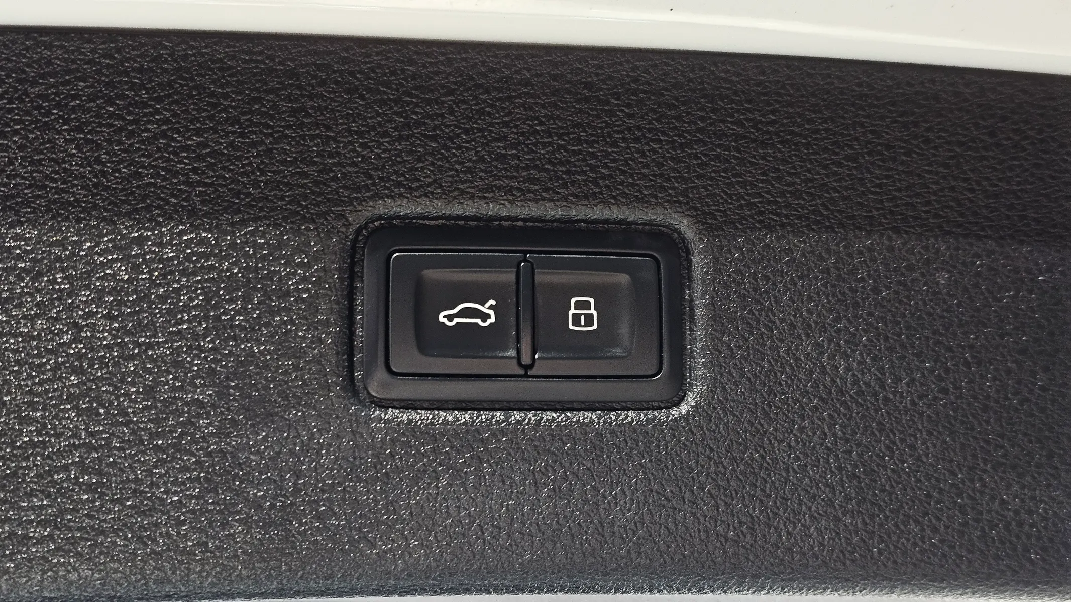 Audi Q7 (4M) 35 TDI 2016 33/34