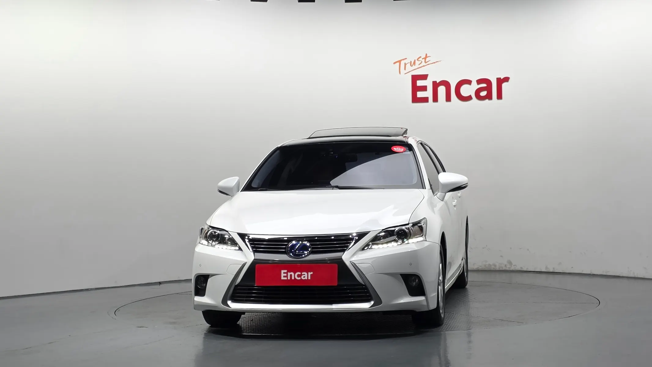 Lexus CT200h 1.8 2014 2/5