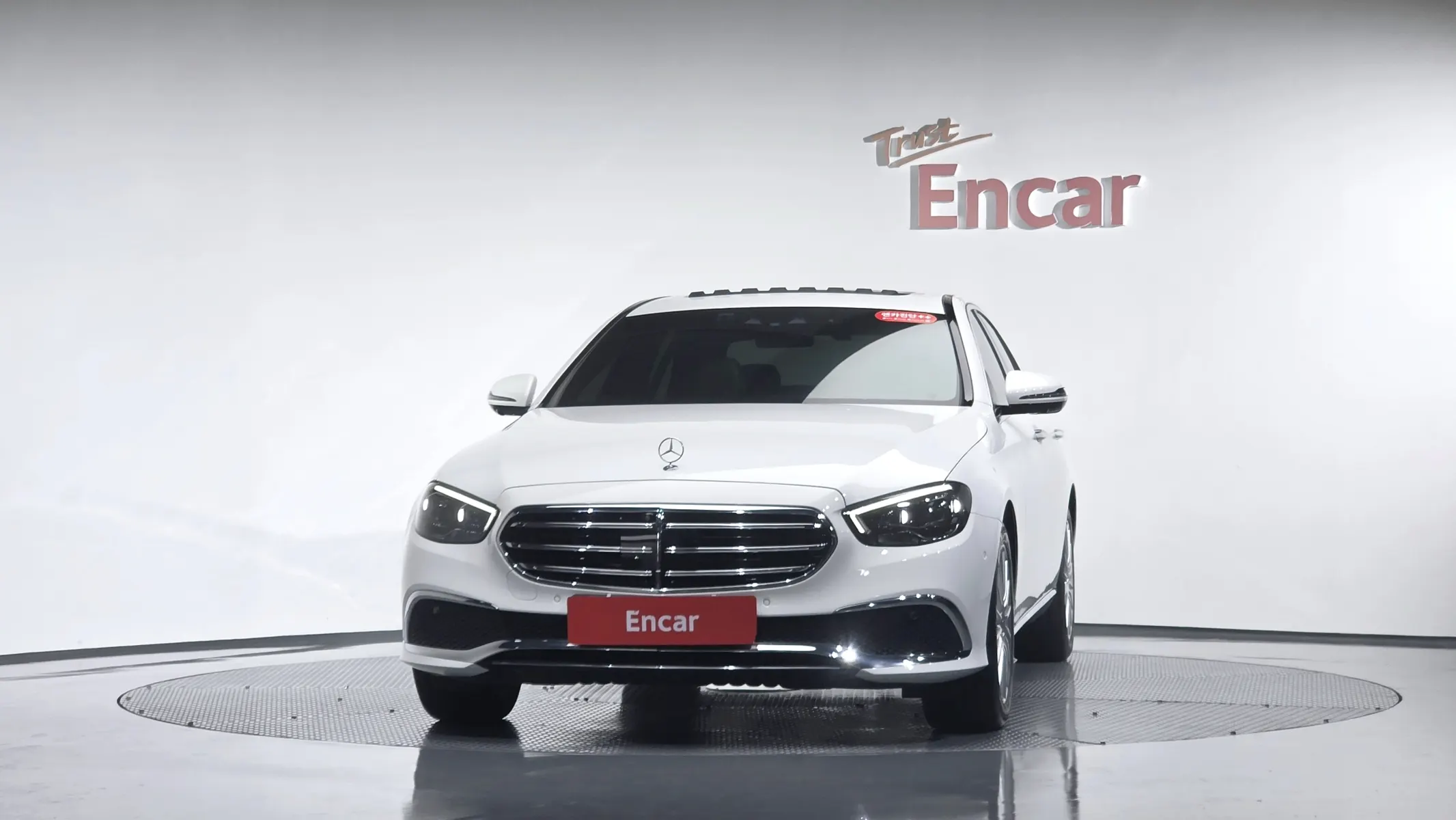 Mercedes-Benz E-Class W213 E250 2022 2/38