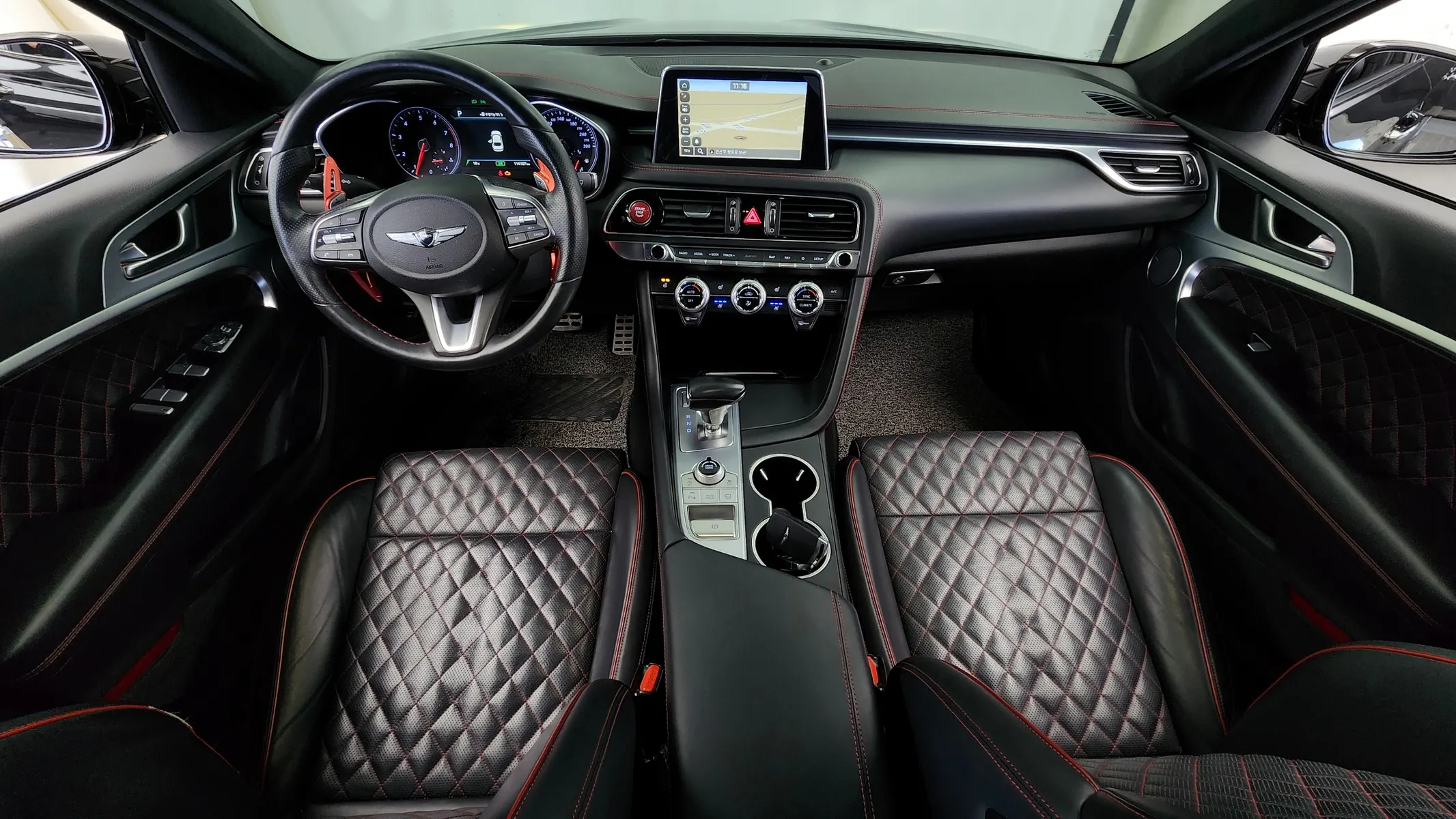 Genesis G70 2.0T 2018 4/5