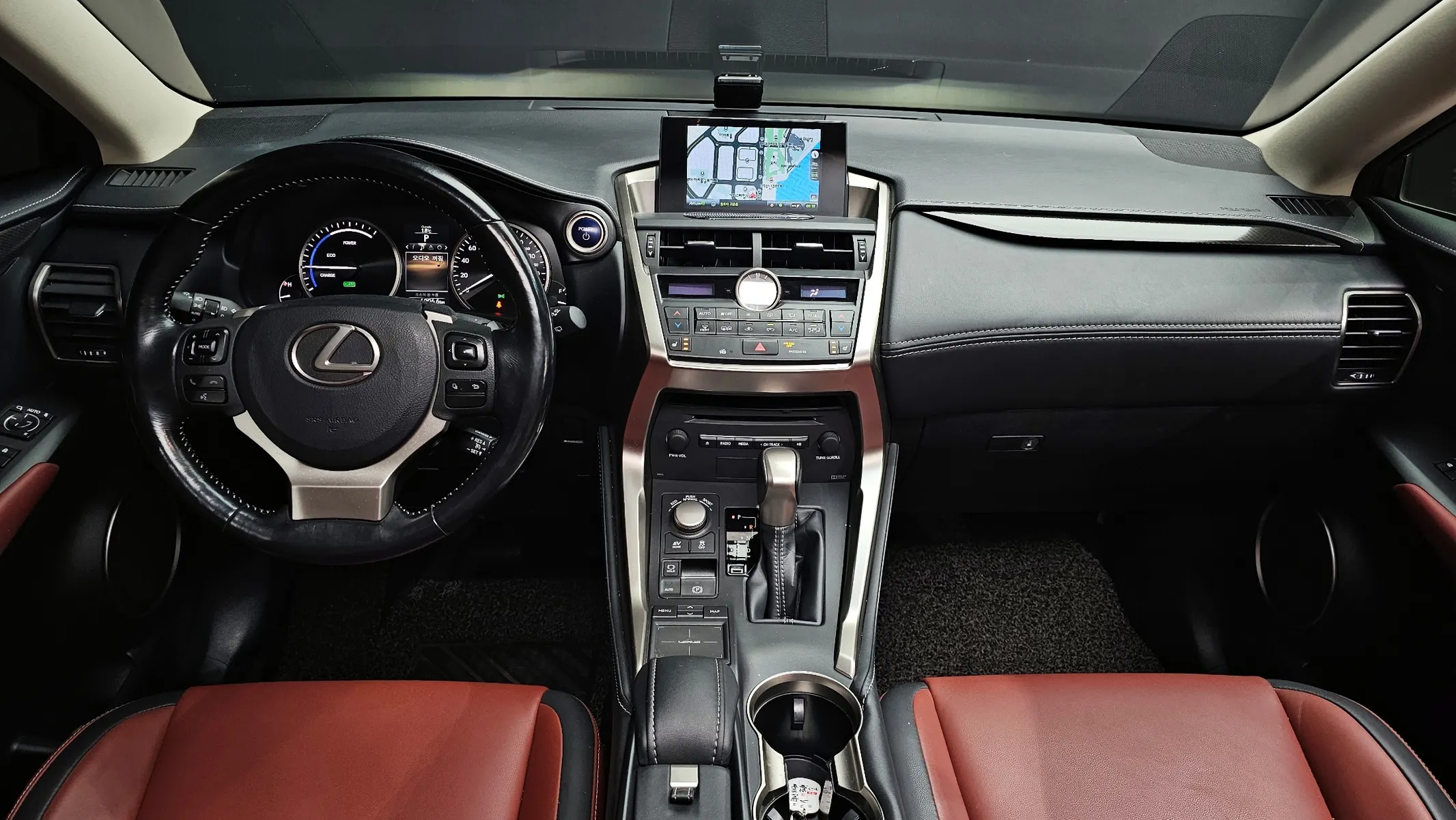 Lexus NX300h 2017 4/5