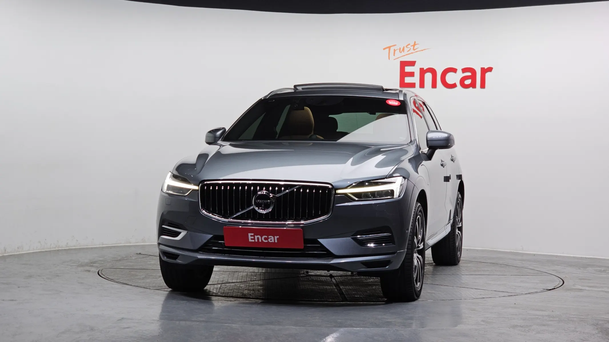 Volvo XC60 2 T8 2020 2/5