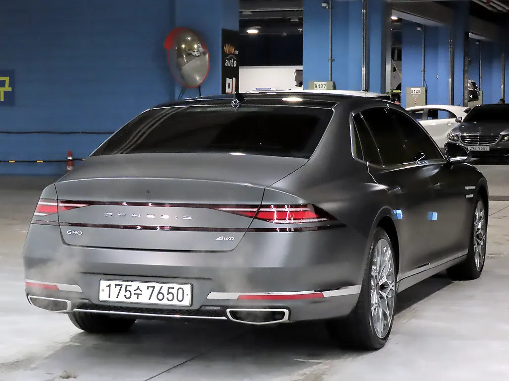 Genesis G90 (RS 4) 3.5 e-S/C AWD 2025 3/5