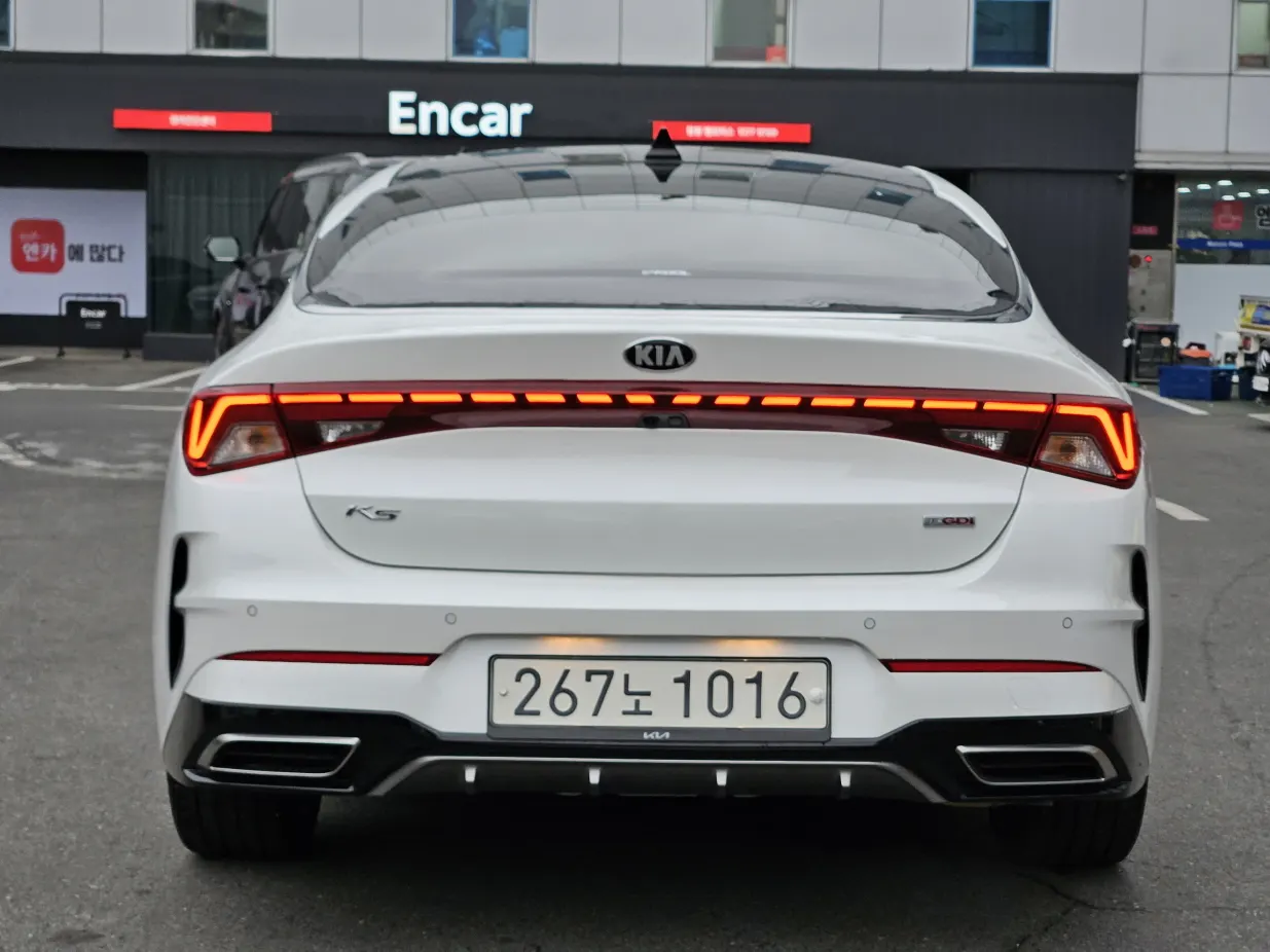 Kia K5 3 1.6 2020 2/5
