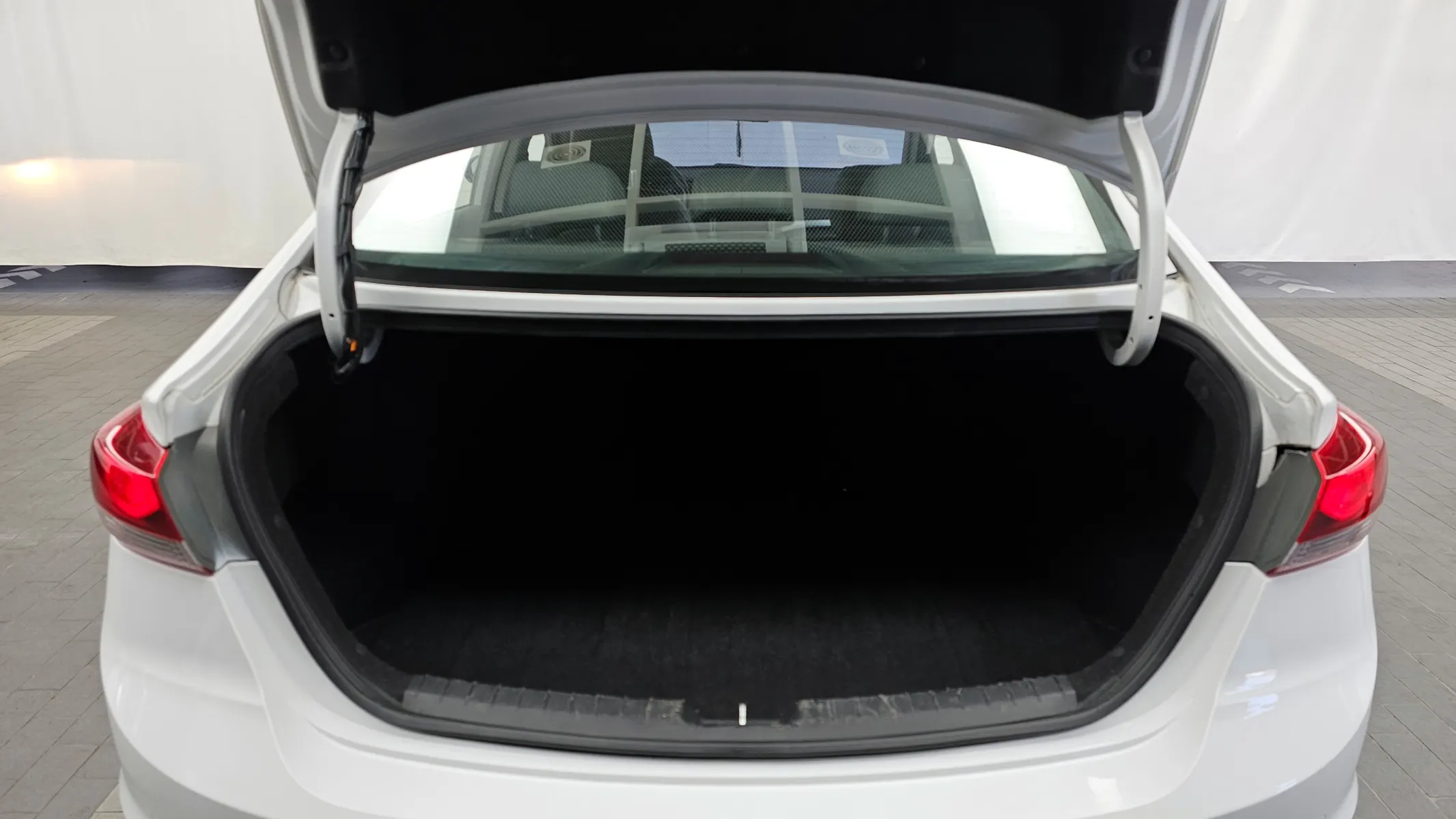 Hyundai AD 1.6 GDI 2016 20/21