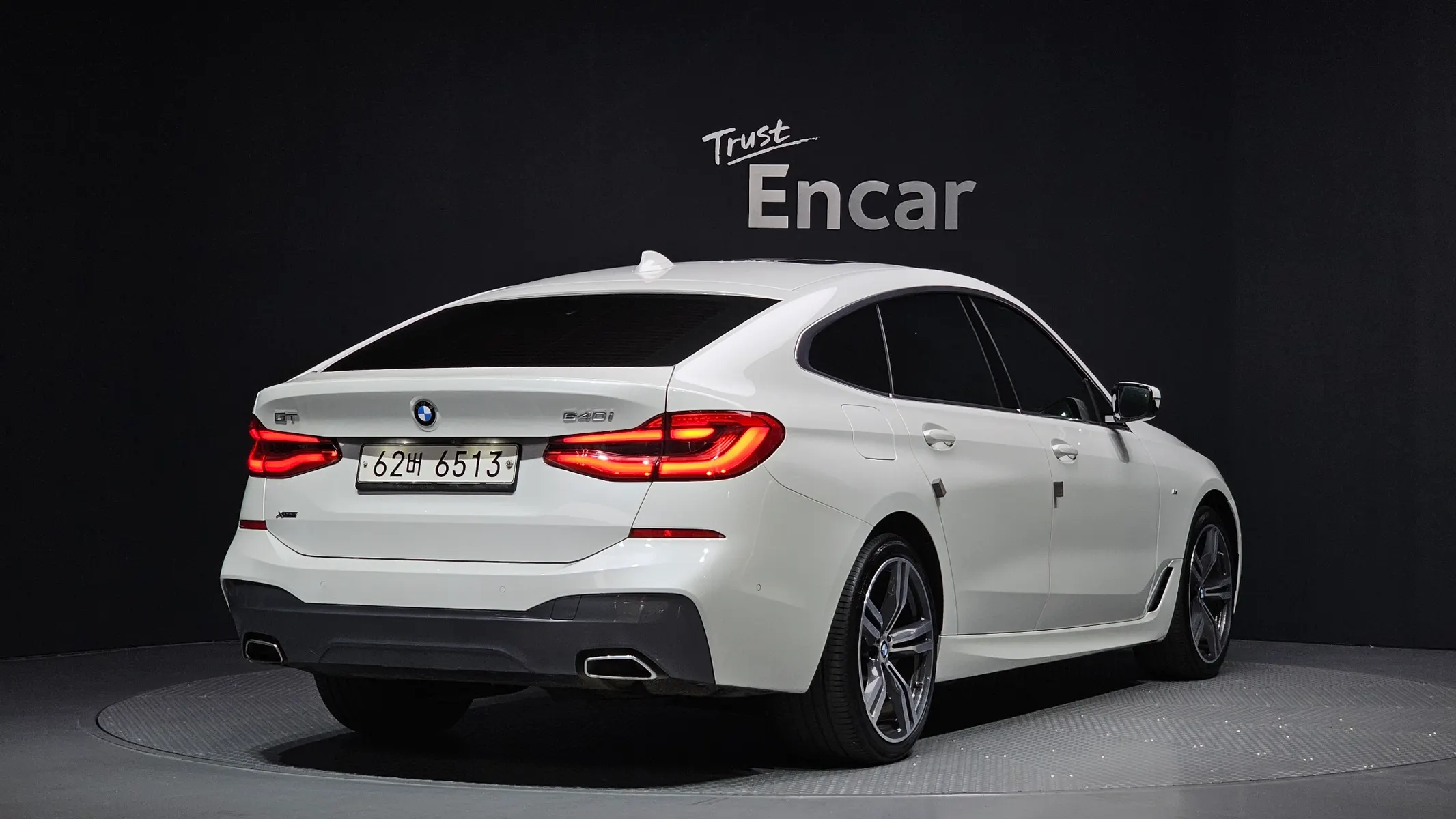 BMW 6 Series GT (G32) 640i xDrive M 2019 2/21