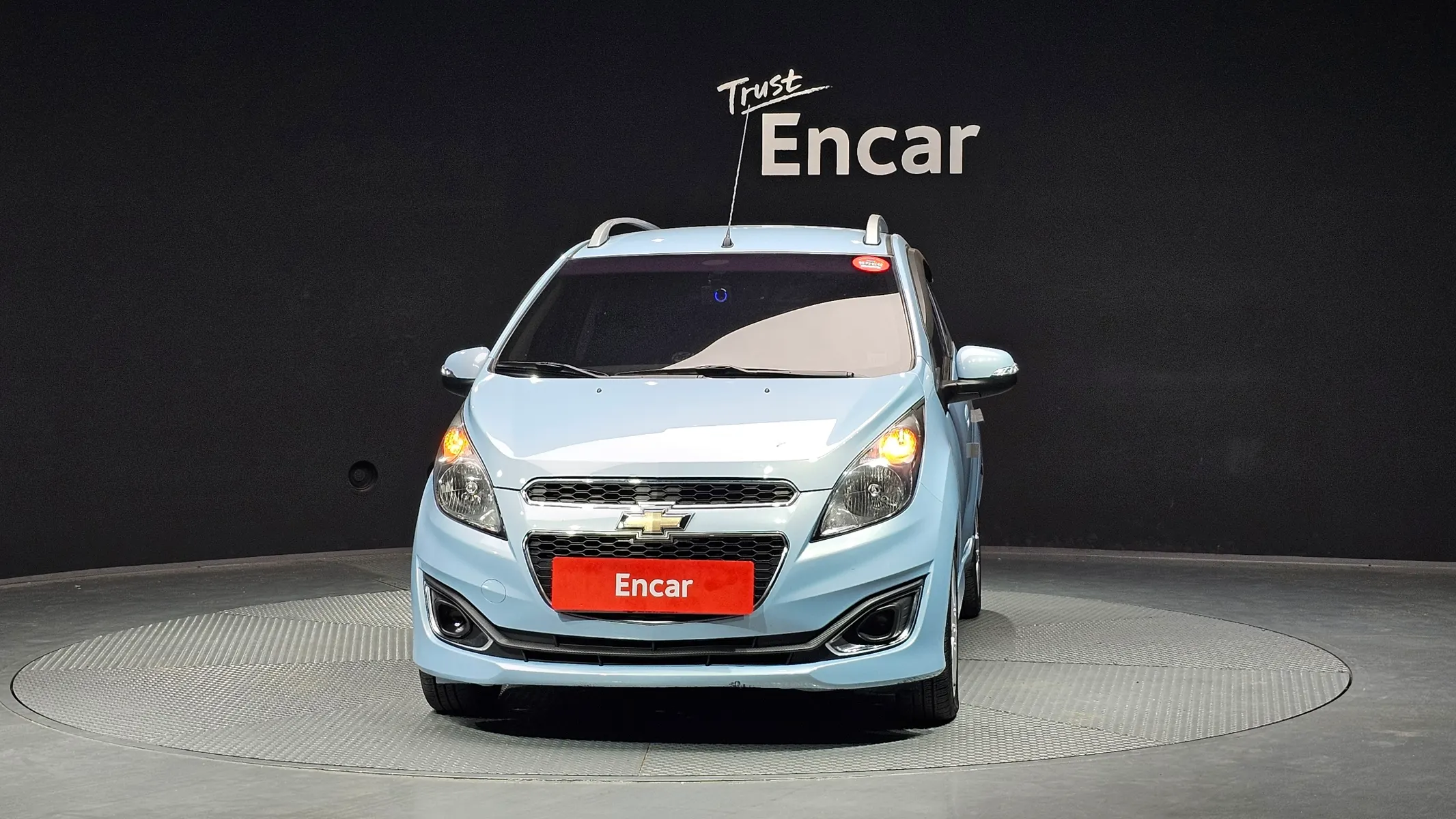 Chevrolet Spark LT 2014 2/5