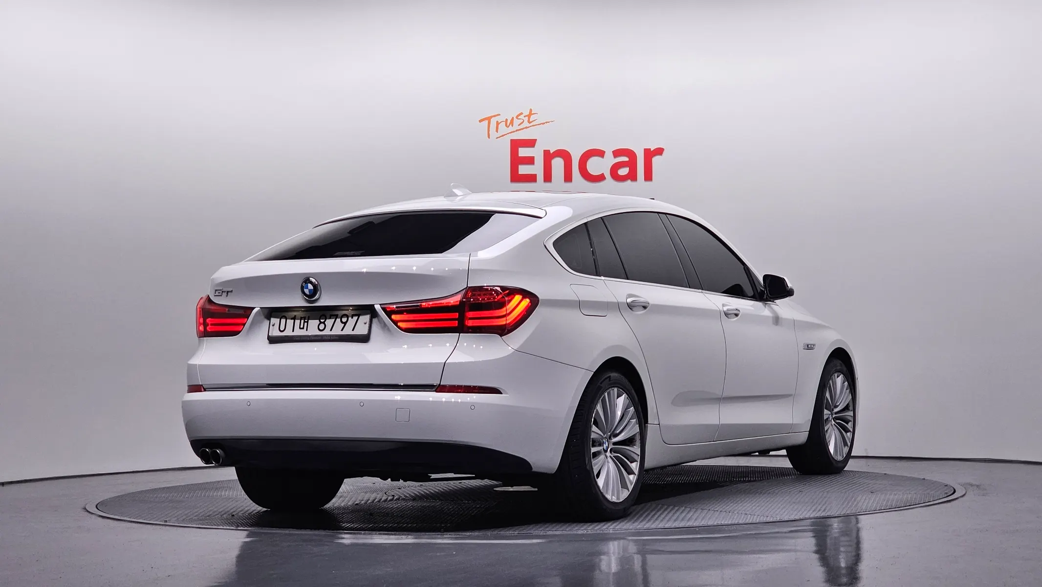 BMW 5 Series GT (F07) GT ED Edition 2014 2/21