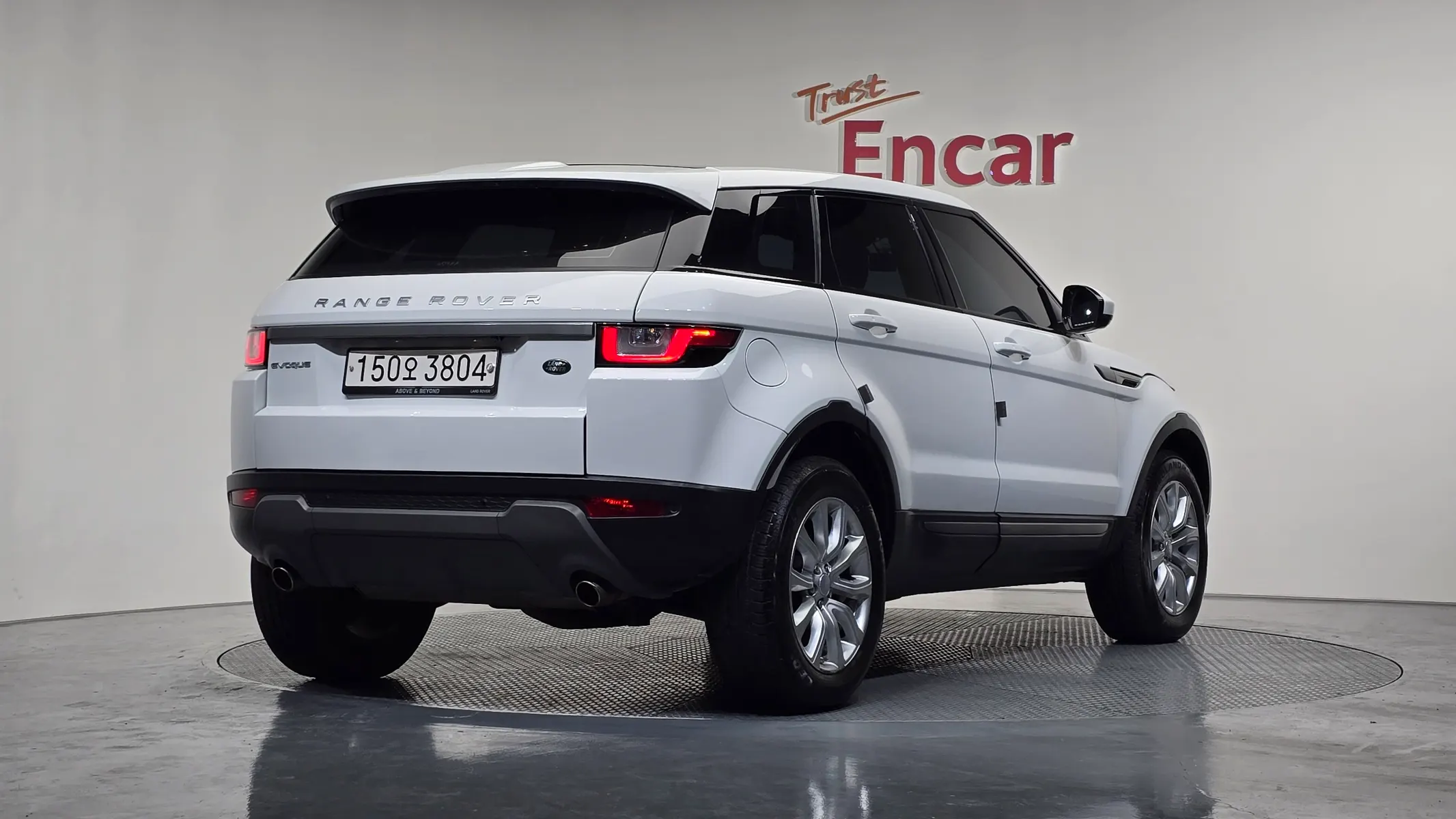 Land Rover 레인지로버 이보크 2.0 TD4 SE 2017 2/21