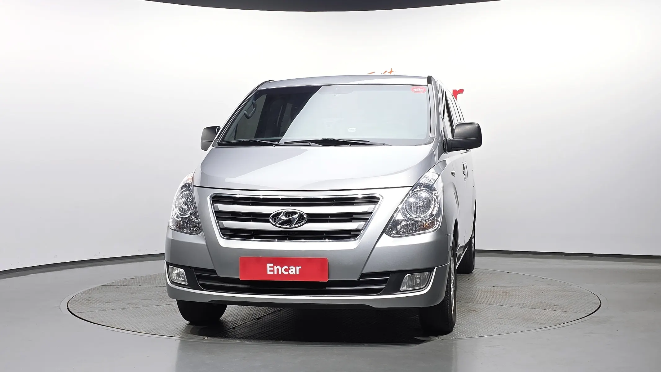 Hyundai Grand Starex 5 2017 3/31
