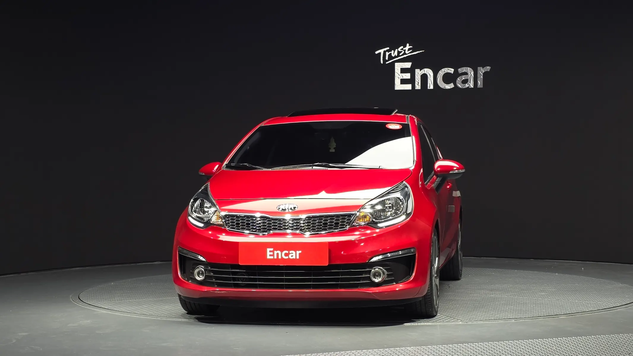 Kia 프라이드 4DR 1.6 GDI 2015 2/5