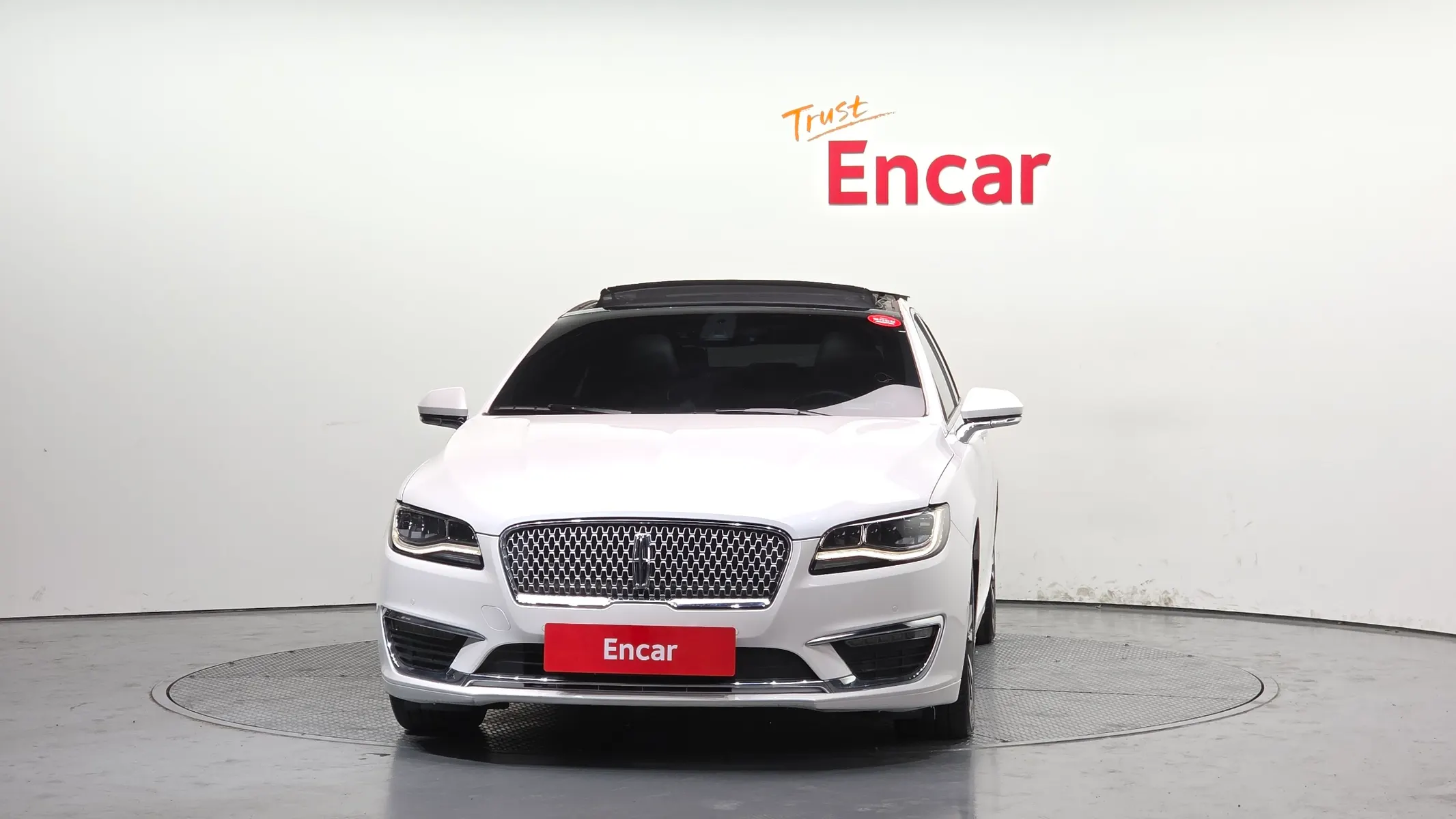 Lincoln MKZ 2017 2/5