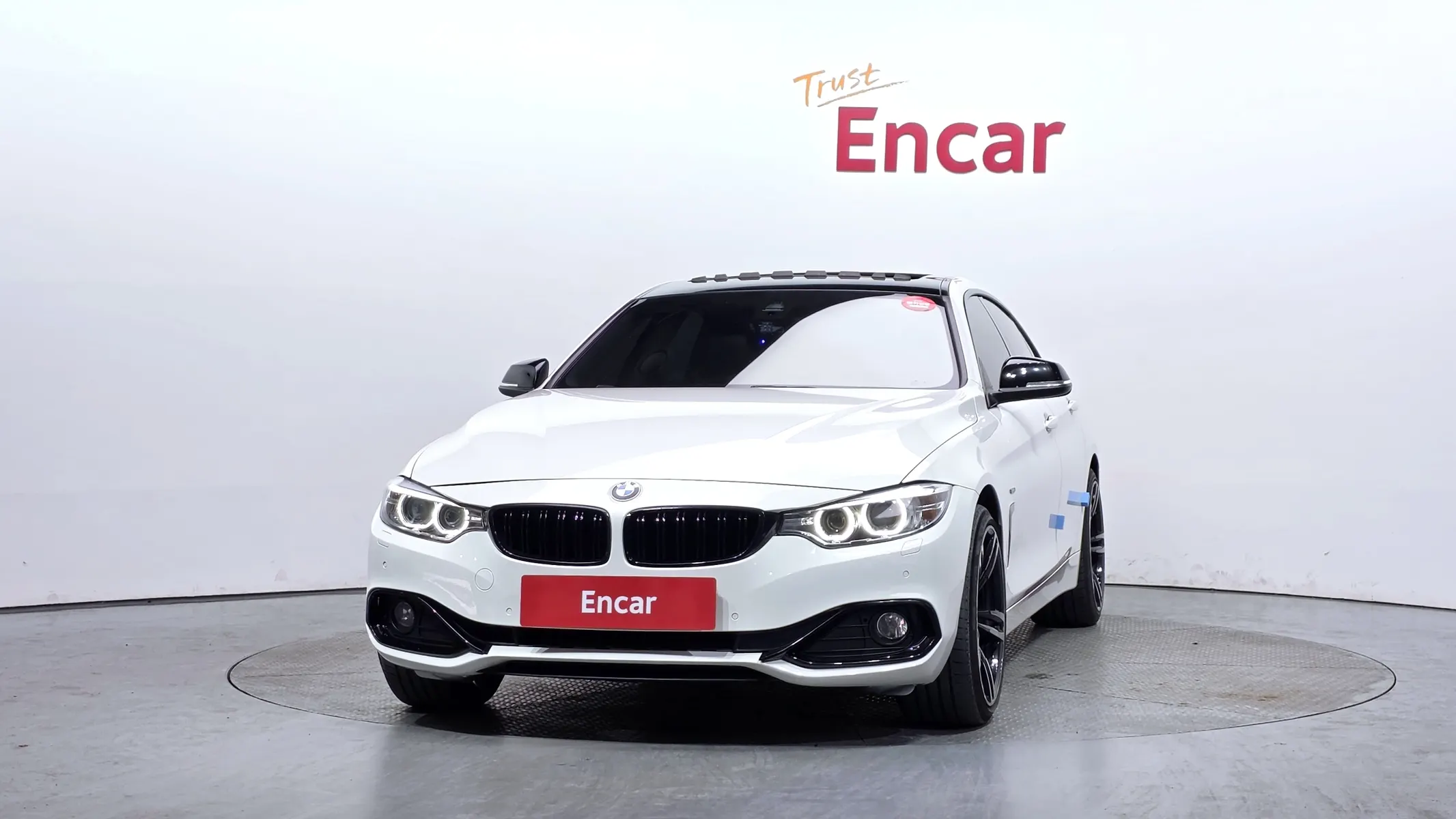 BMW 4 Series (F32) 420d xDrive 2015 2/5
