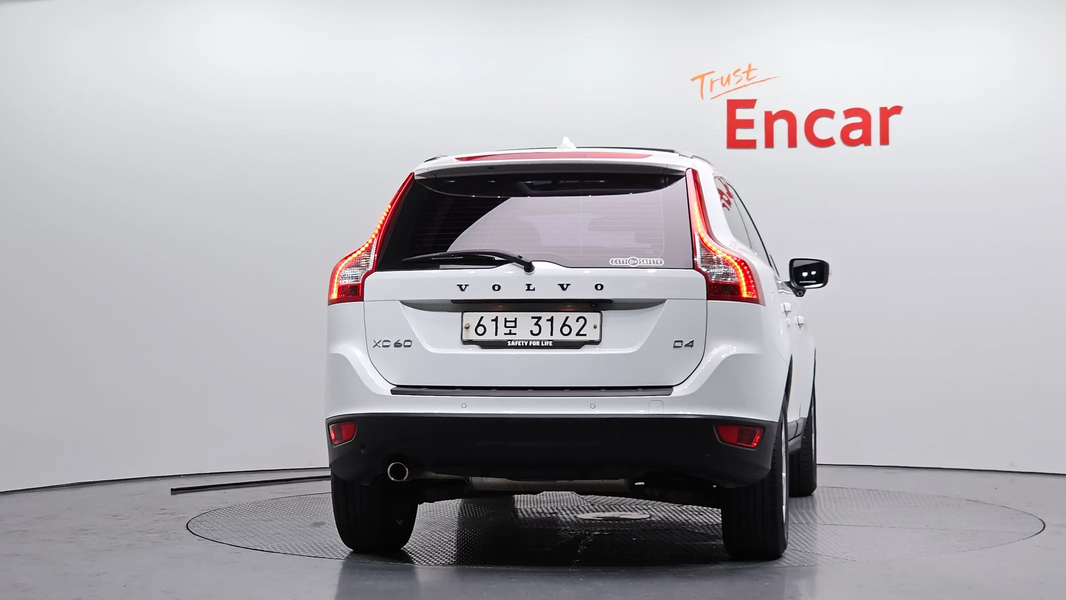 Volvo XC60 D4 2012 3/5