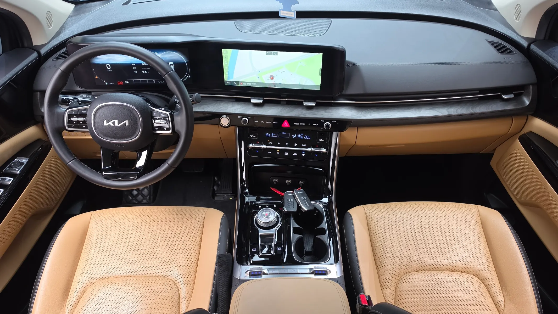 Kia Carnival 9 () 2023 4/5