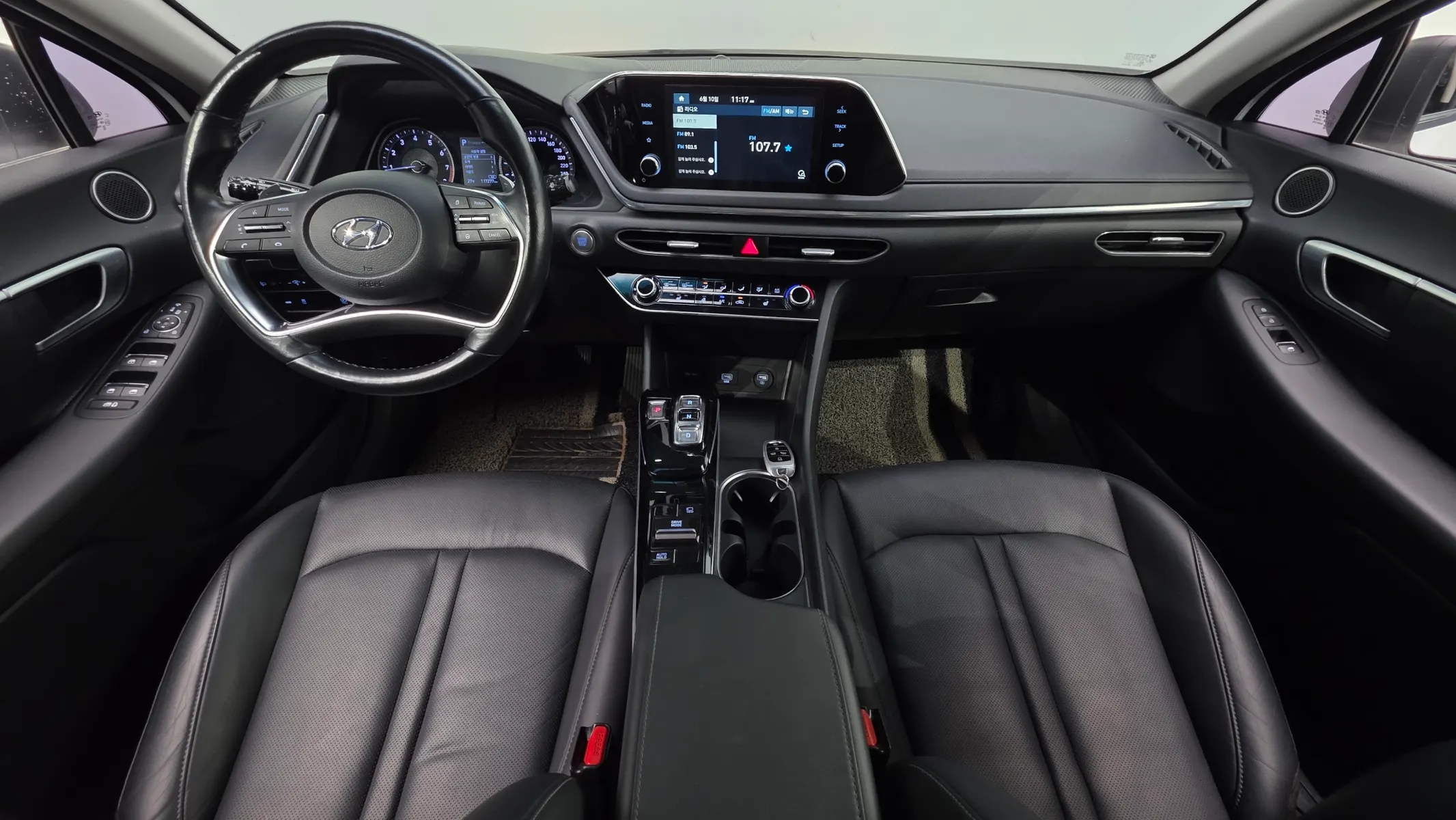 Hyundai (DN8) 2.0 LPG() 2019 4/5
