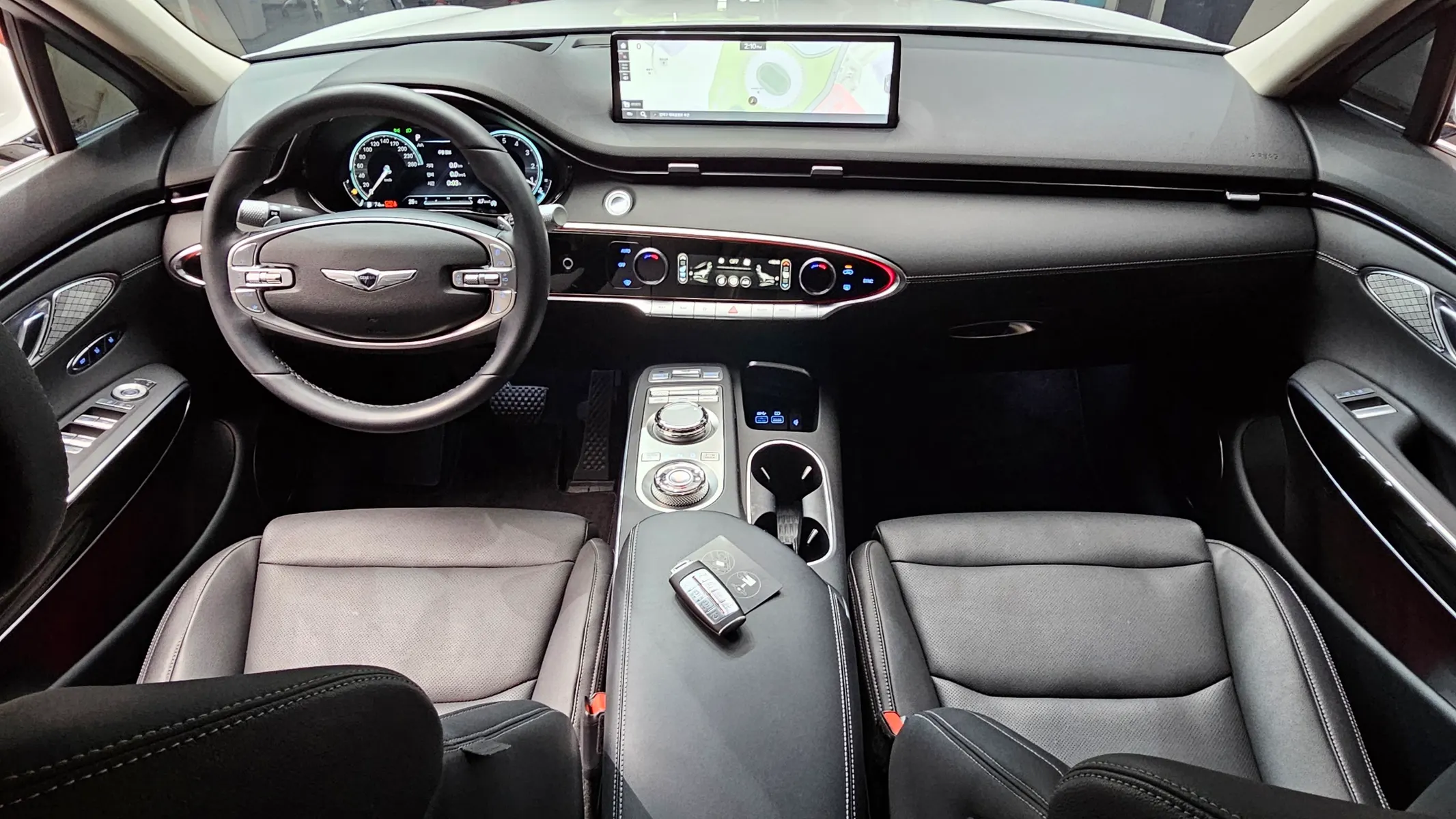 Genesis GV70 2.5T AWD 2023 4/5