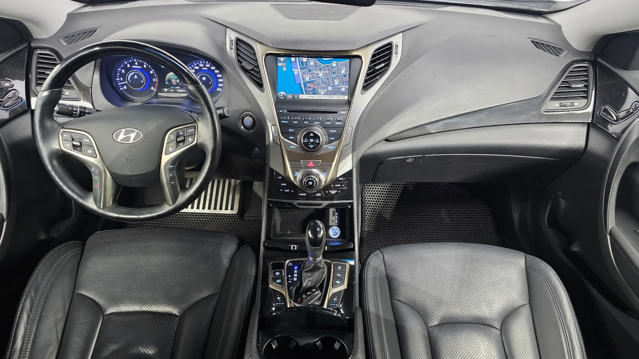 Hyundai Grandeur HG HG300 2012 3/5