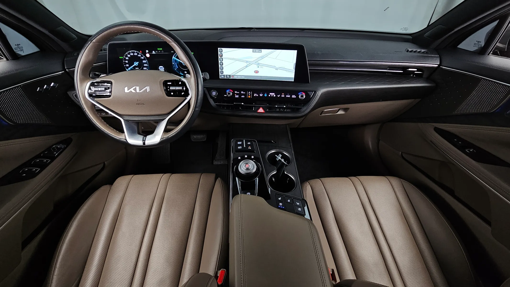 Kia K8 2022 4/5