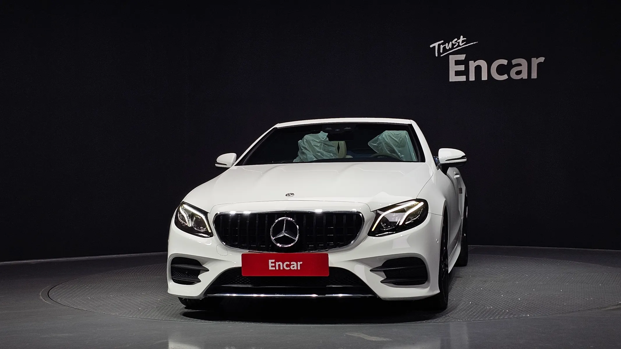 Mercedes-Benz E-Class W213 E220d 2018 3/36
