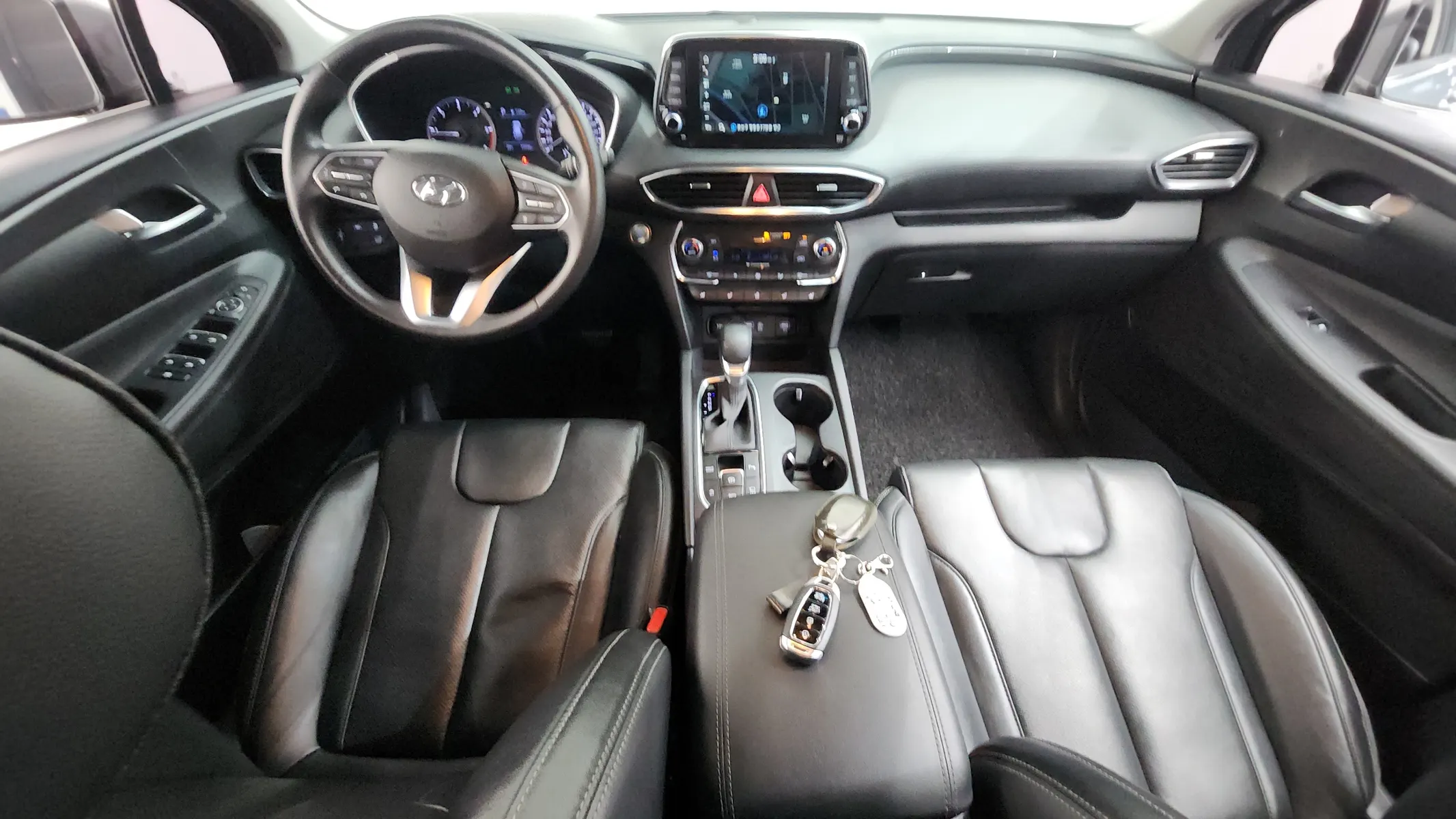 Hyundai TM 2.0 2WD 2019 4/5