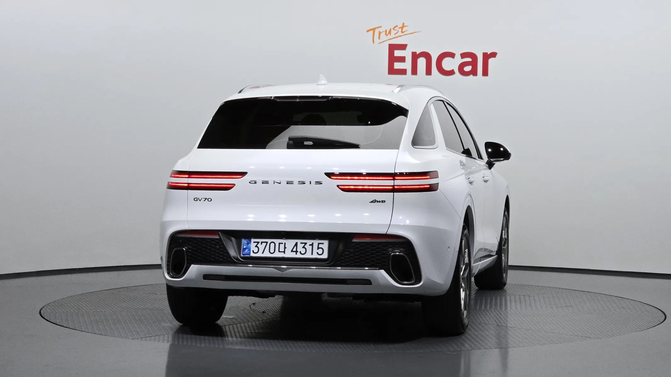 Genesis GV70 2.5T AWD 2024 3/5