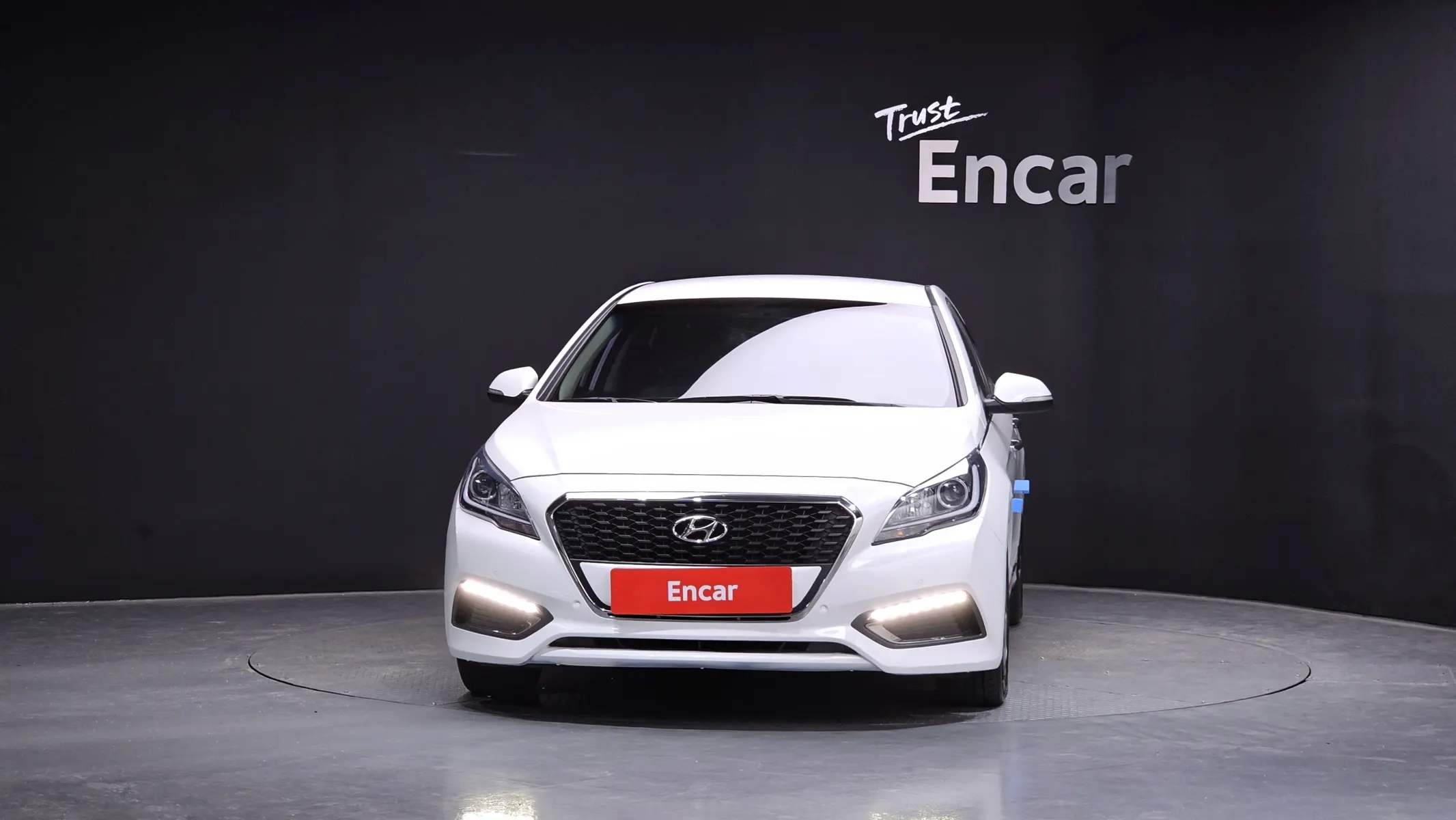 Hyundai LF 2.0 HEV 2015 2/5