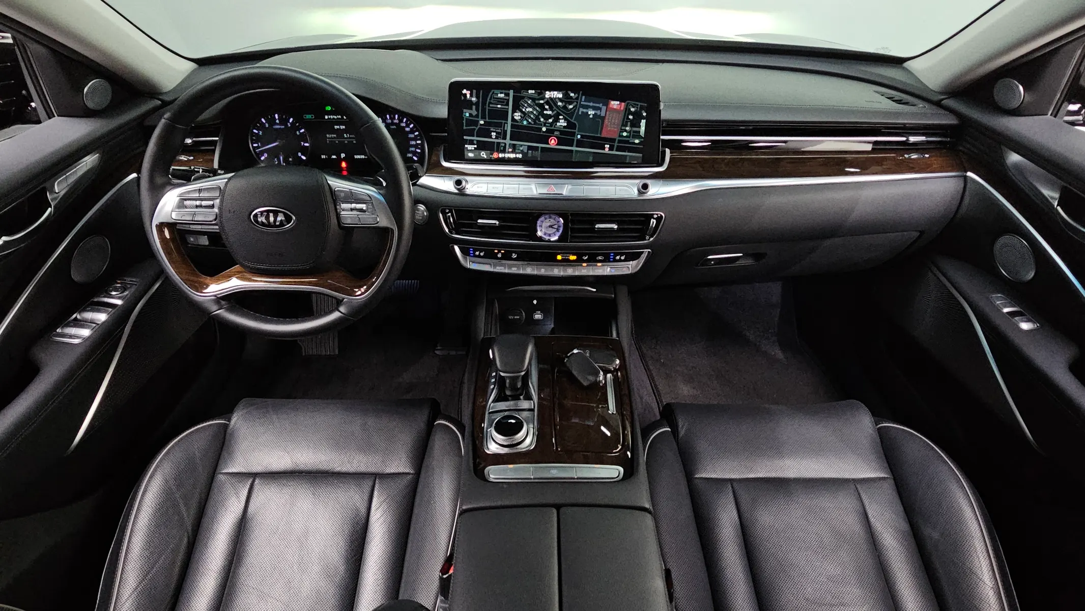 Kia K9 3.8 GDI AWD 2020 3/5