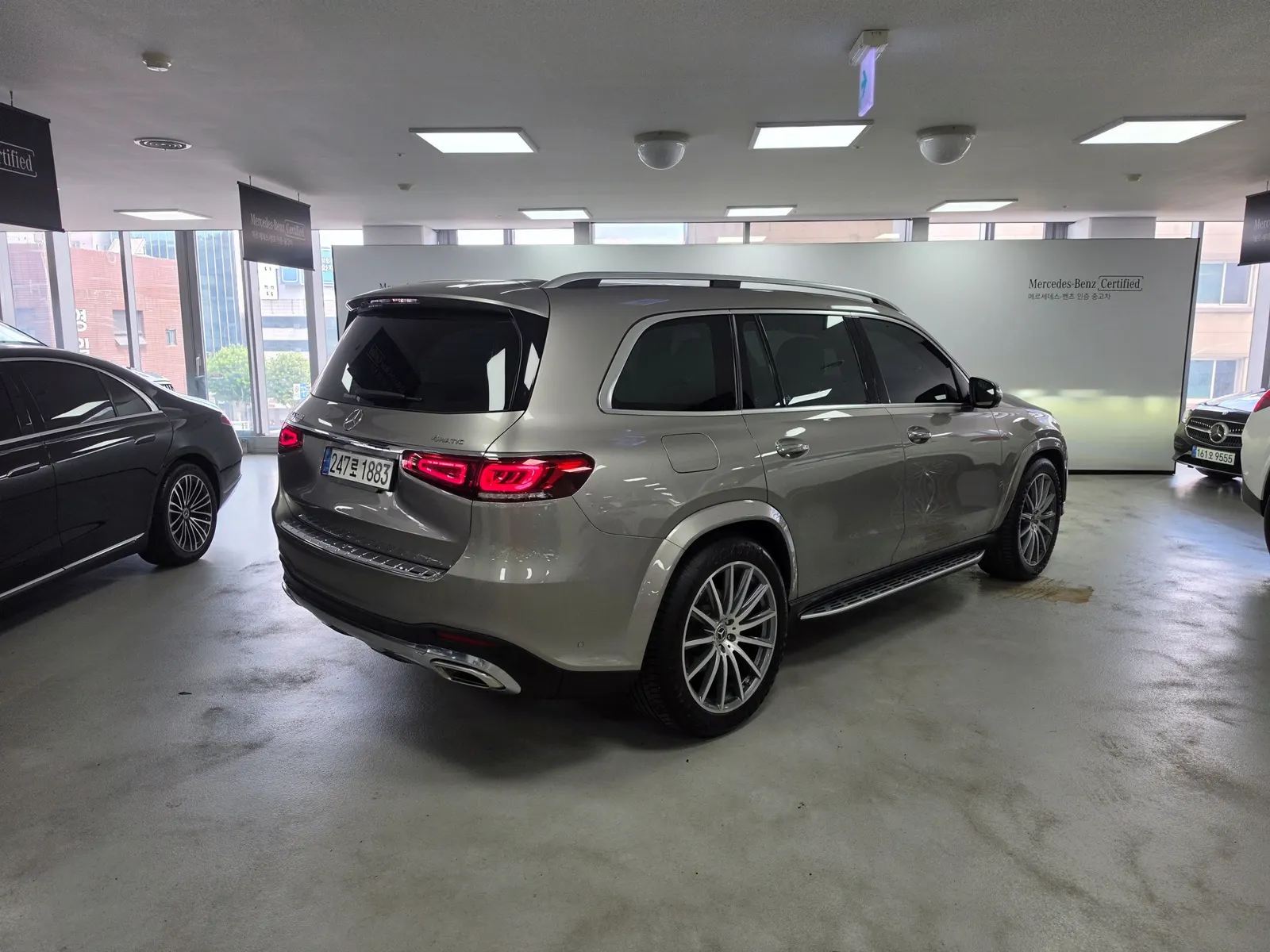 Mercedes-Benz GLS-Class X167 GLS580 4MATIC 2021 2/19