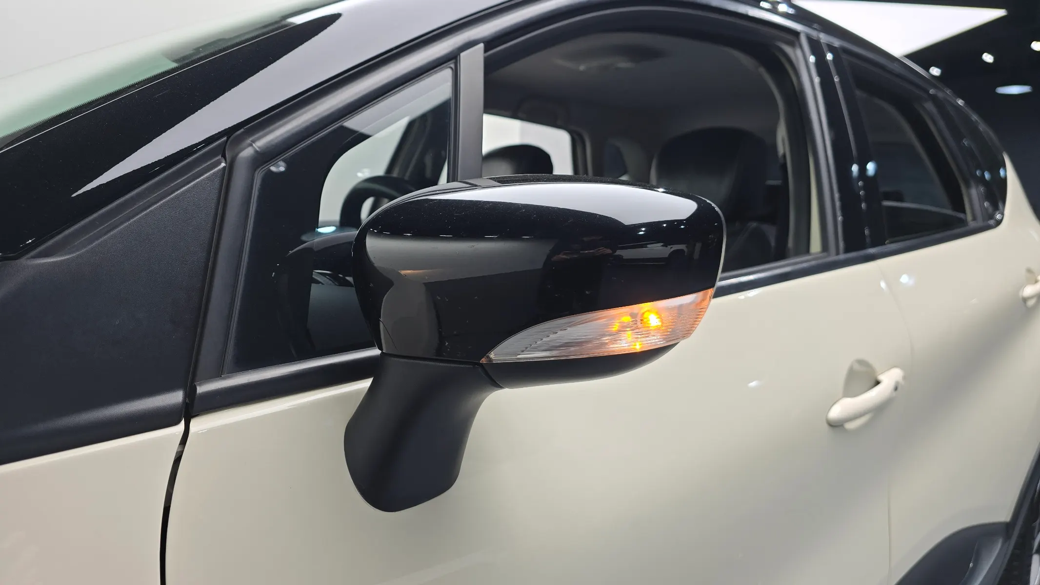 Renault Korea QM3 RE 2015 32/33