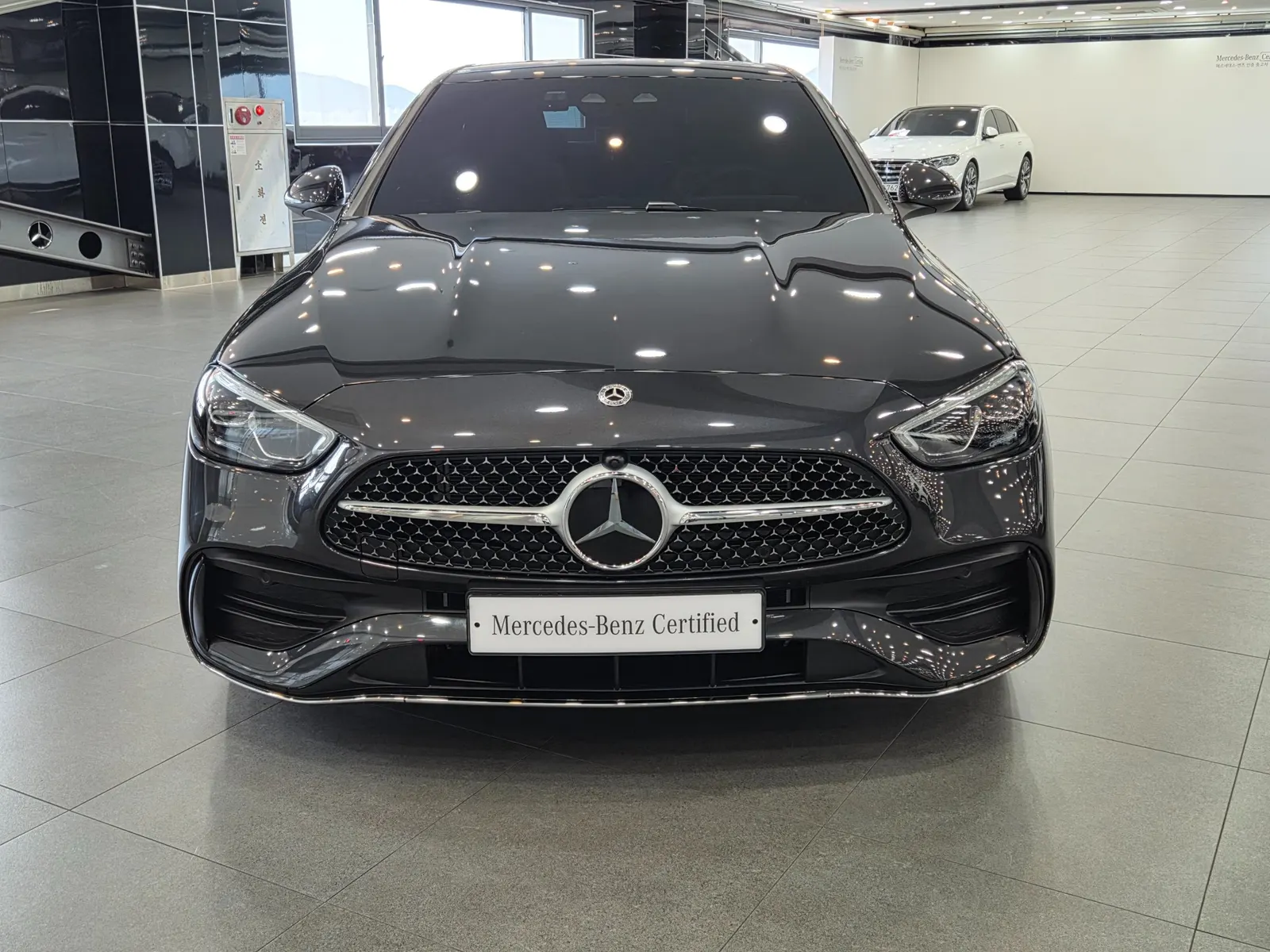 Mercedes-Benz C-Class W206 C200 AMG Line 2025 2/16