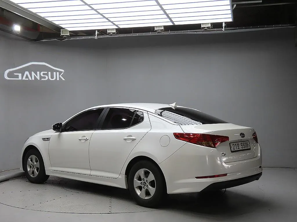 Kia K5 LPI 2012 2/5