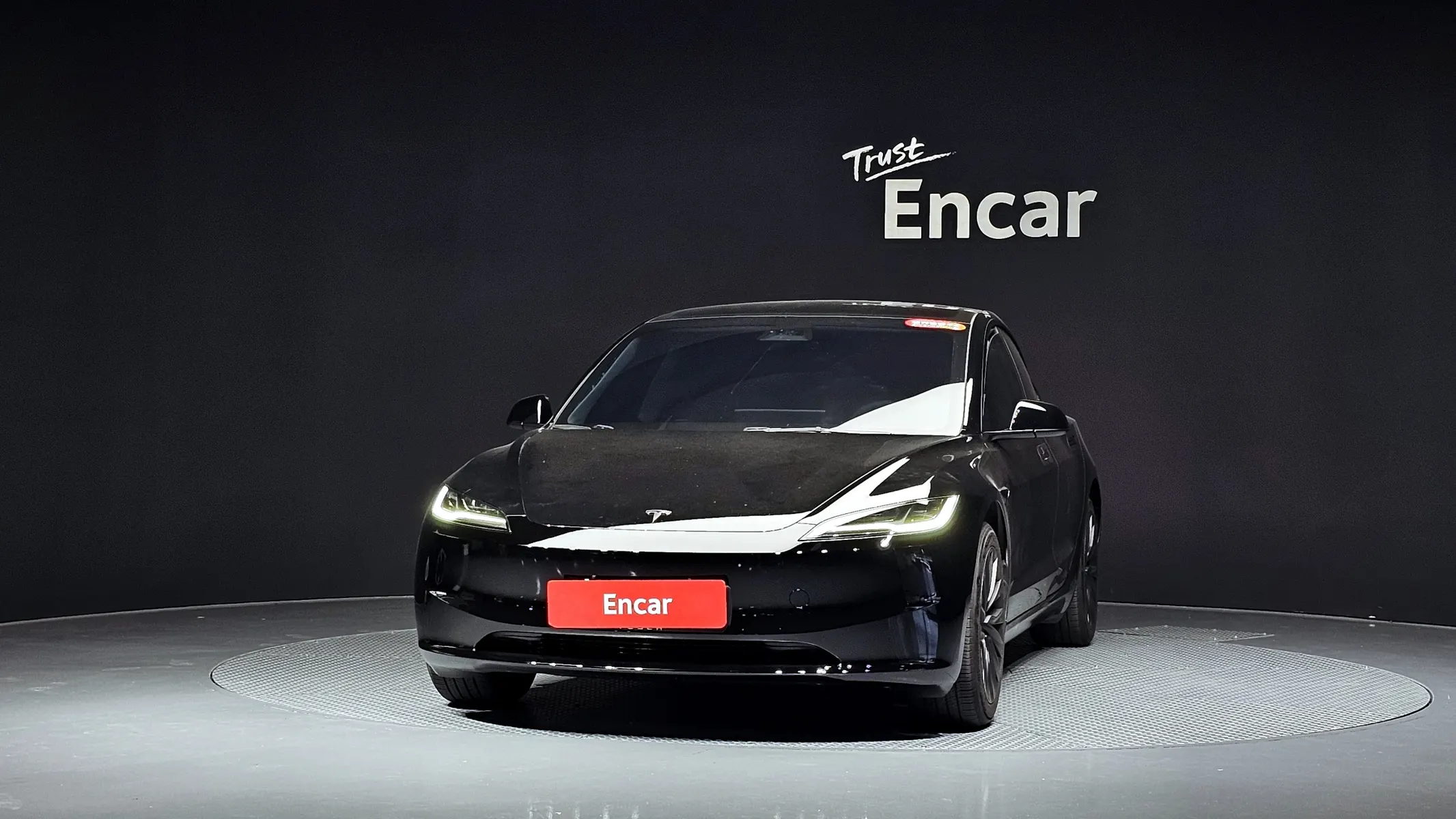 Tesla 3 RWD 2025 3/42