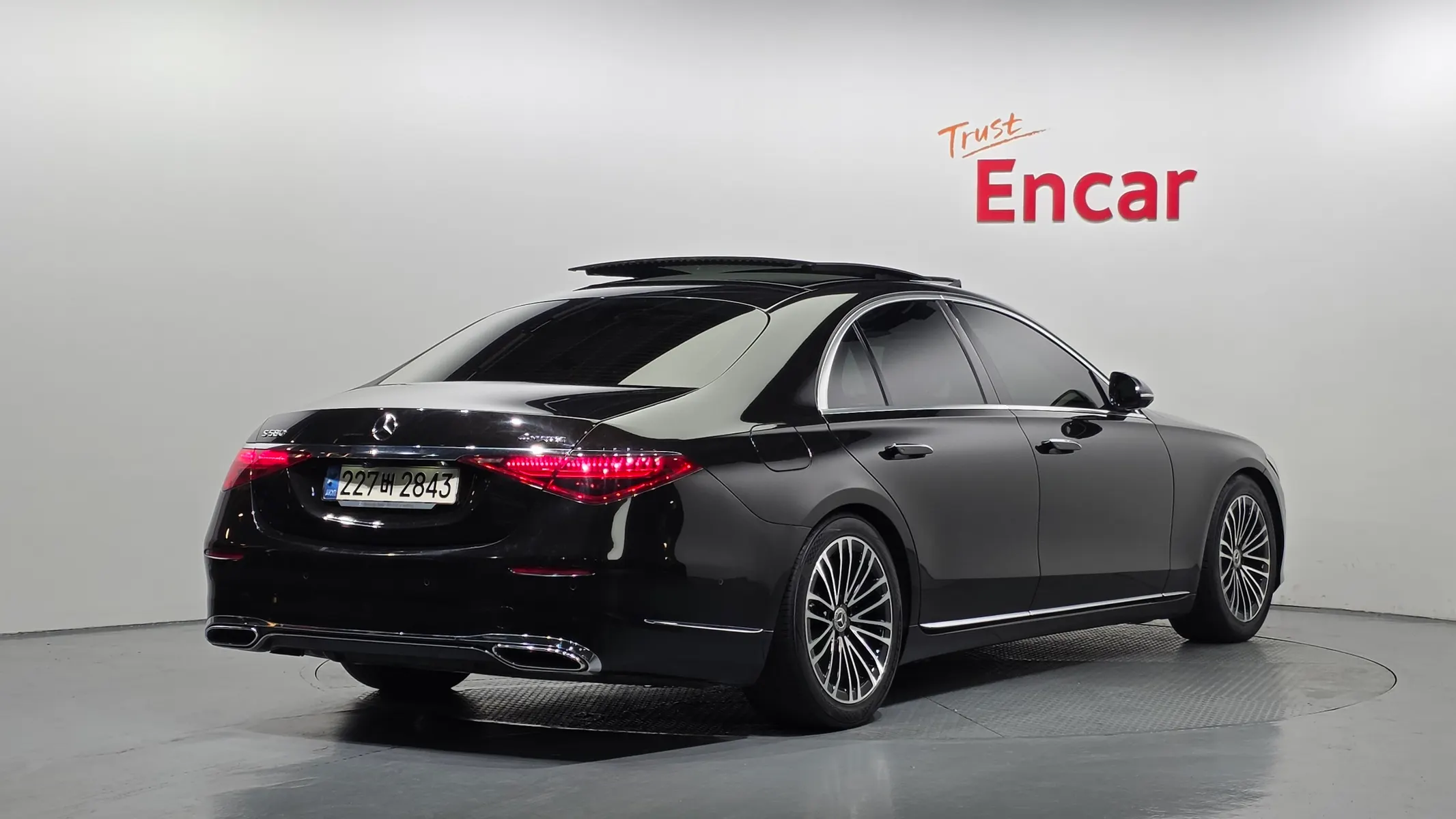 Mercedes-Benz S-Class W223 S350 d 2021 2/36