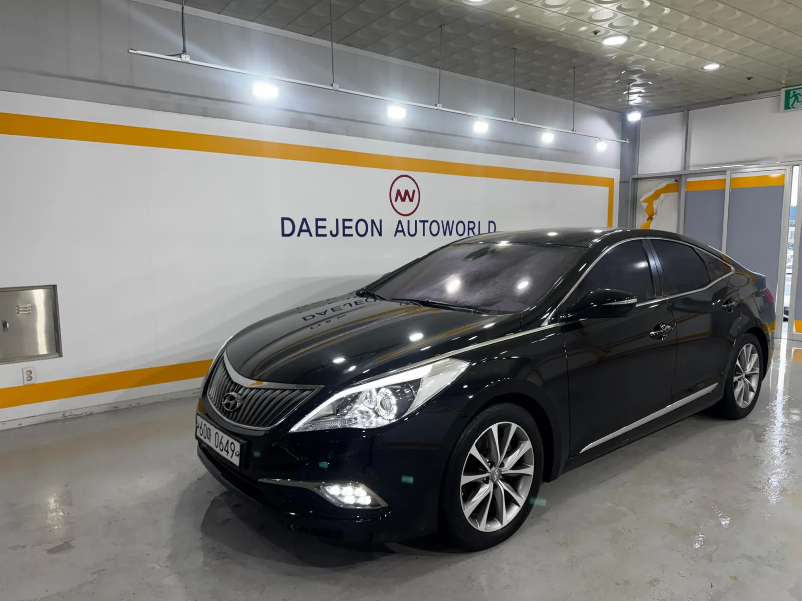 Hyundai Grandeur HG HG240 2016 2/21