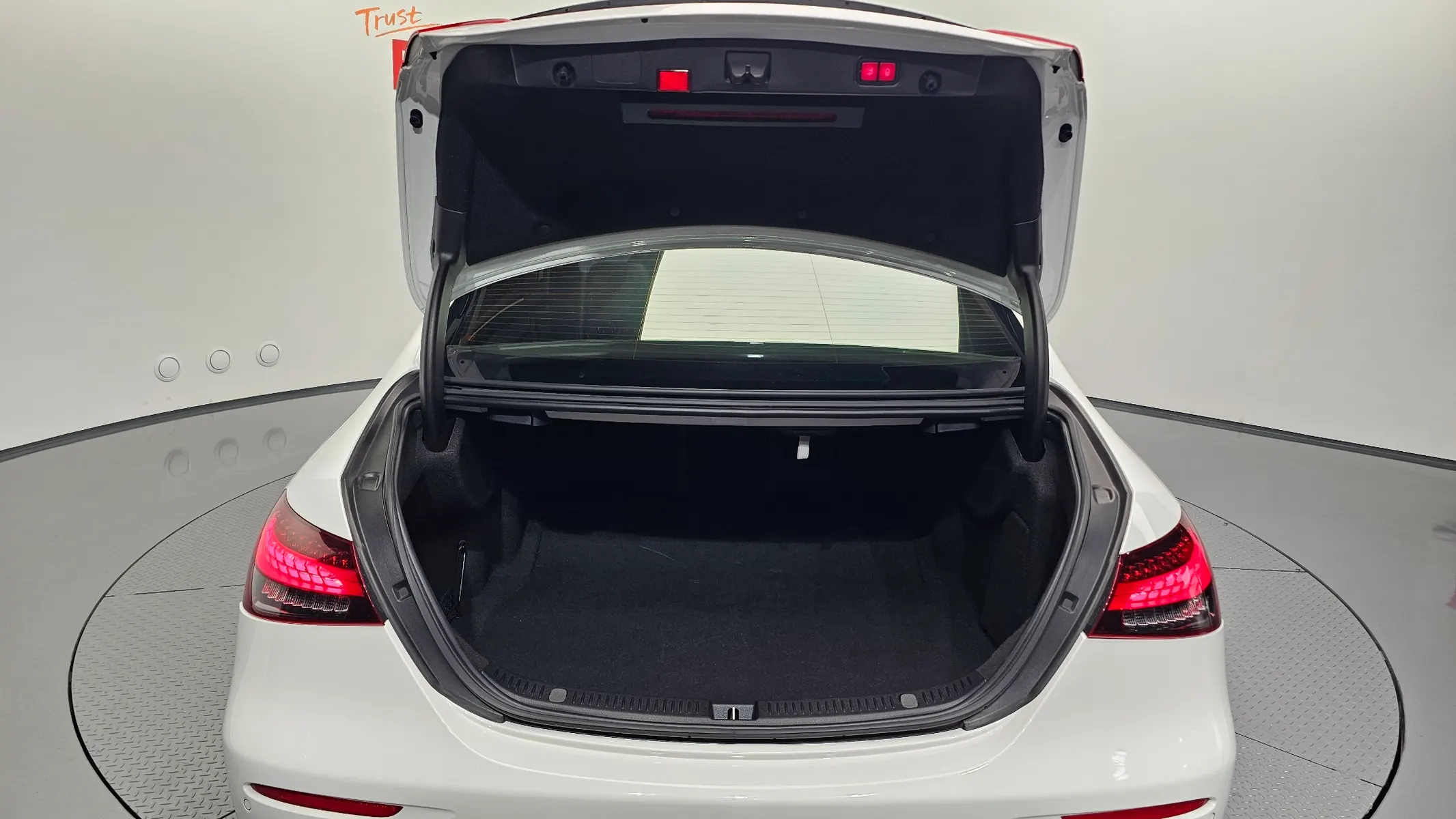 Mercedes-Benz E-Class W213 E250 2021 33/34