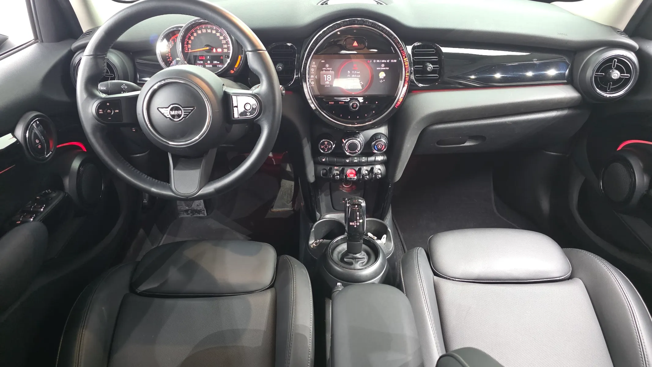 MINI 쿠퍼 5 2023 4/5