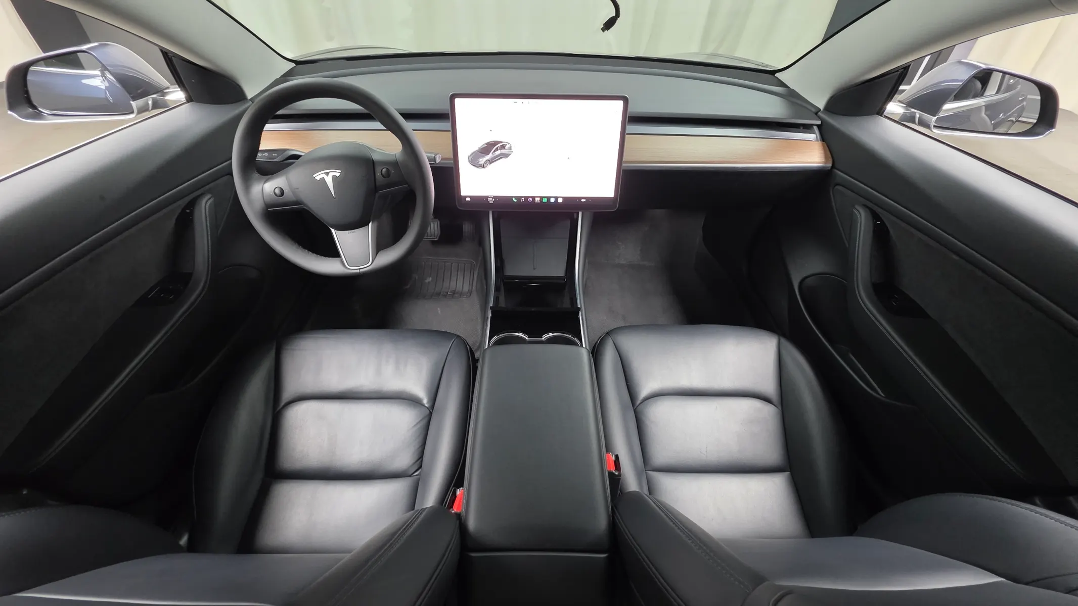 Tesla 3 AWD 2020 4/5