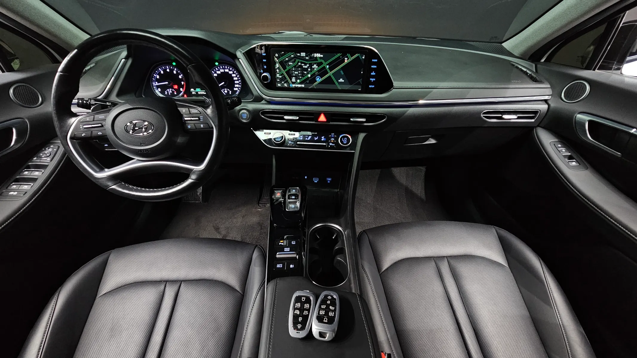 Hyundai (DN8) 2.0 2021 4/5
