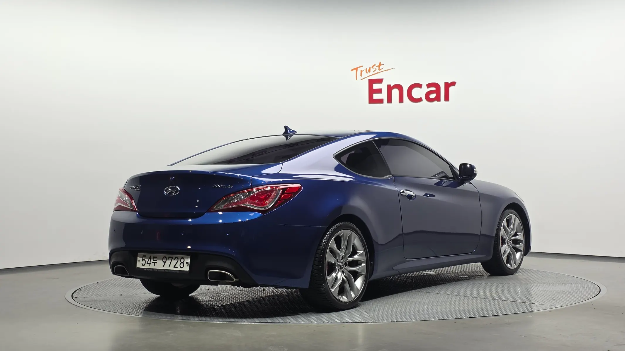 Hyundai Coupe 200 S 2015 2/36