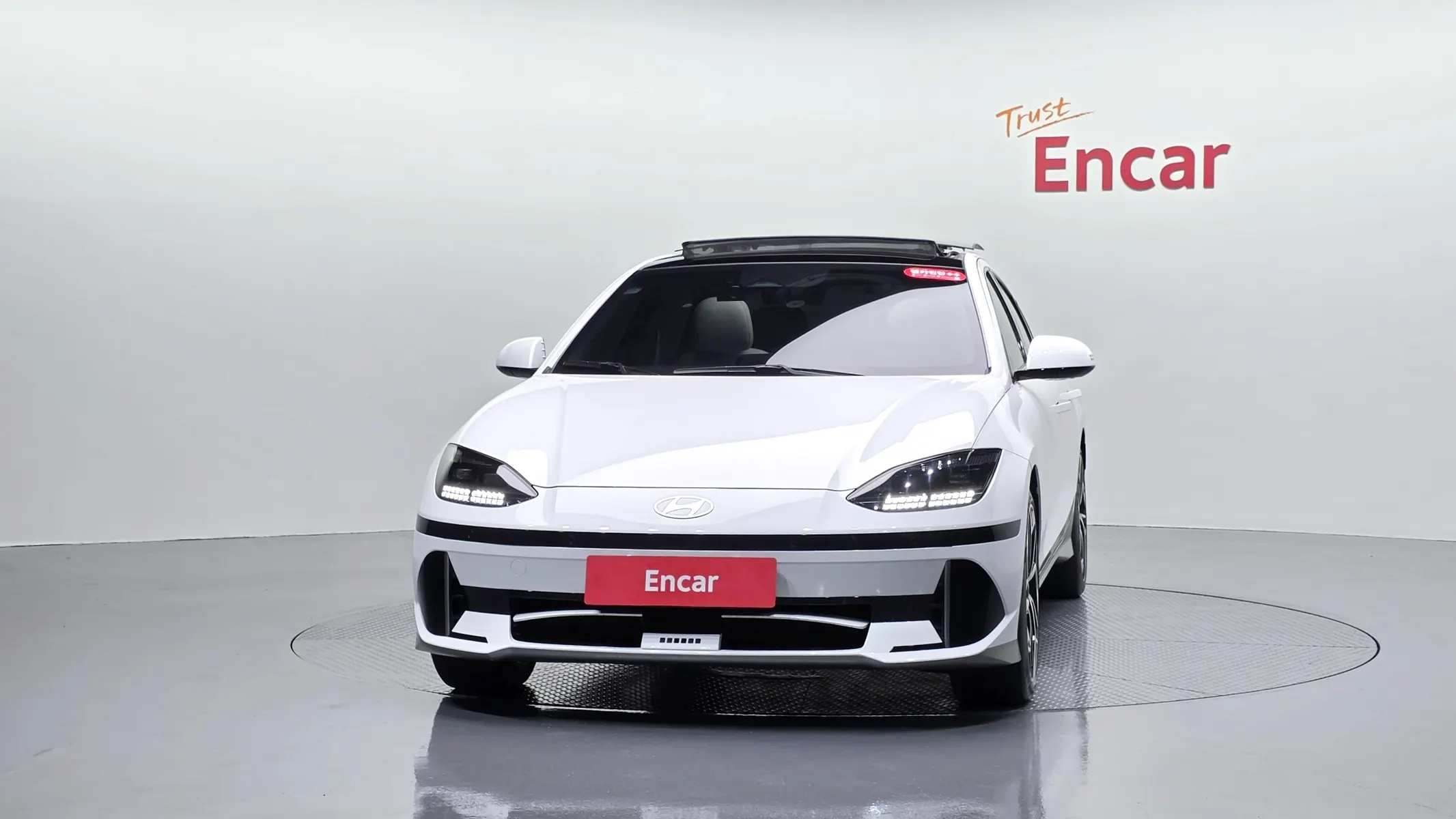 Hyundai Ioniq 6 AWD 2022 2/5