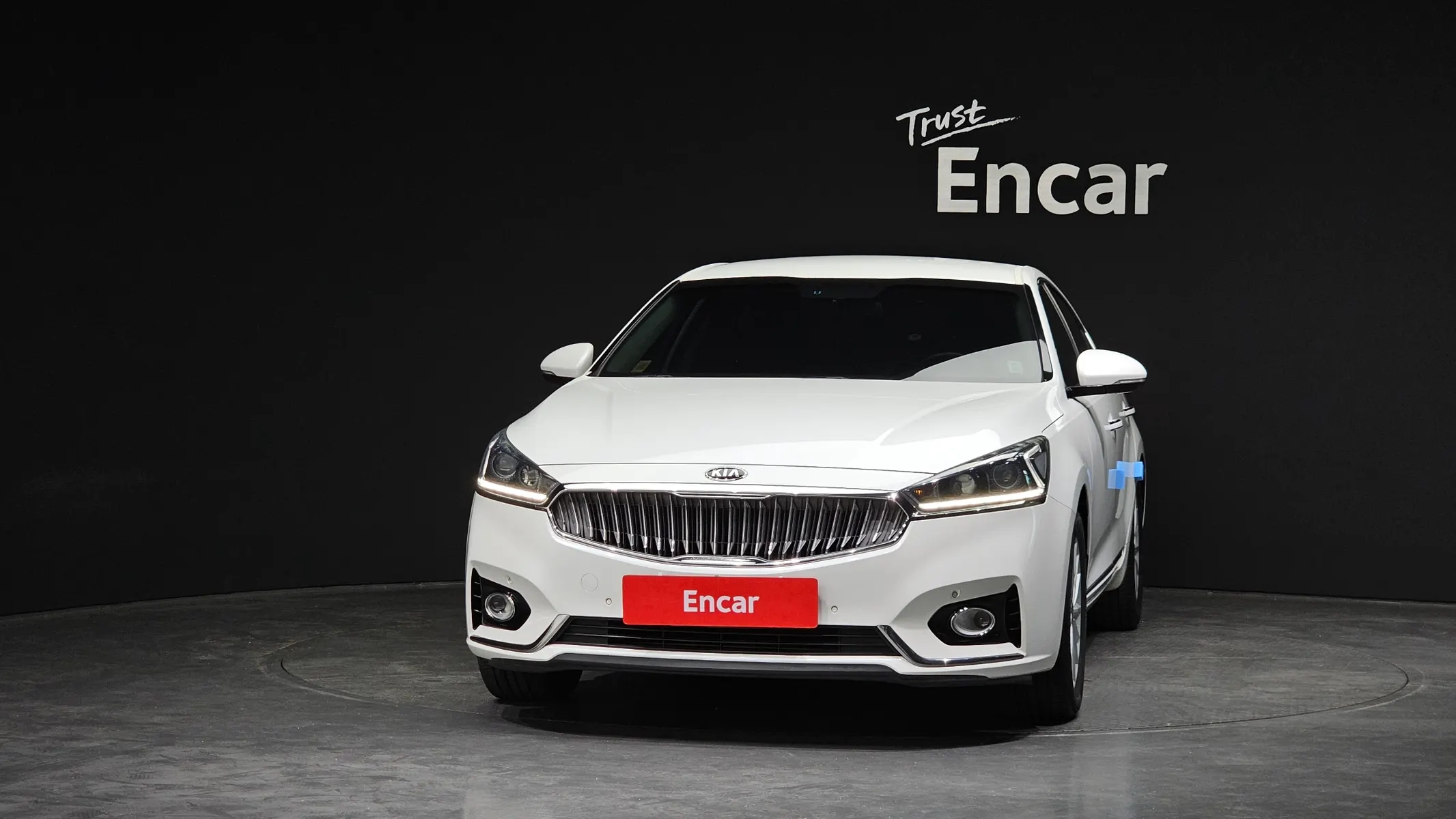 Kia K7 3.0 LPI () 2016 2/5
