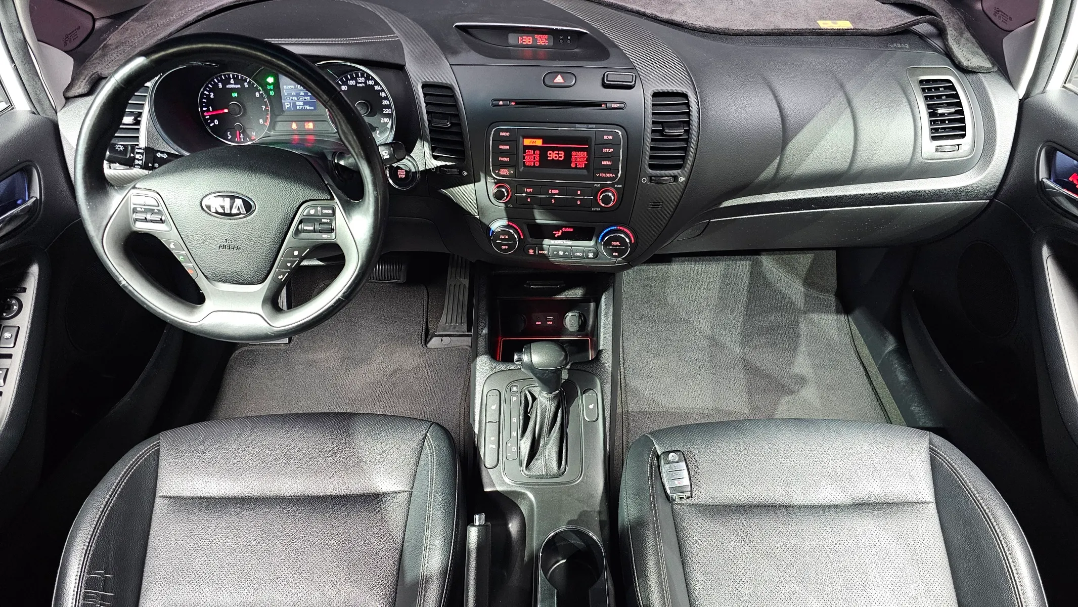 Kia K3 2015 4/5