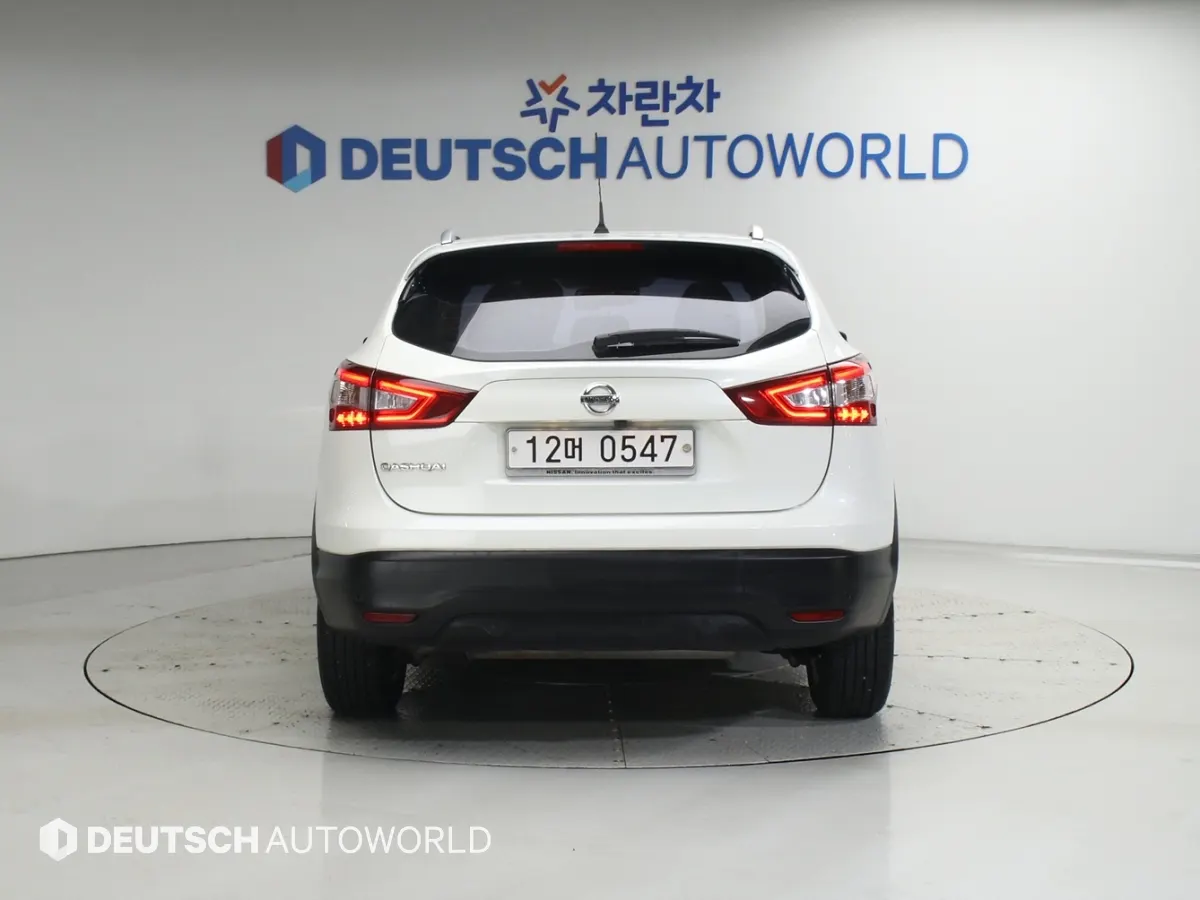 Nissan 2 1.6 SL 2015 3/5